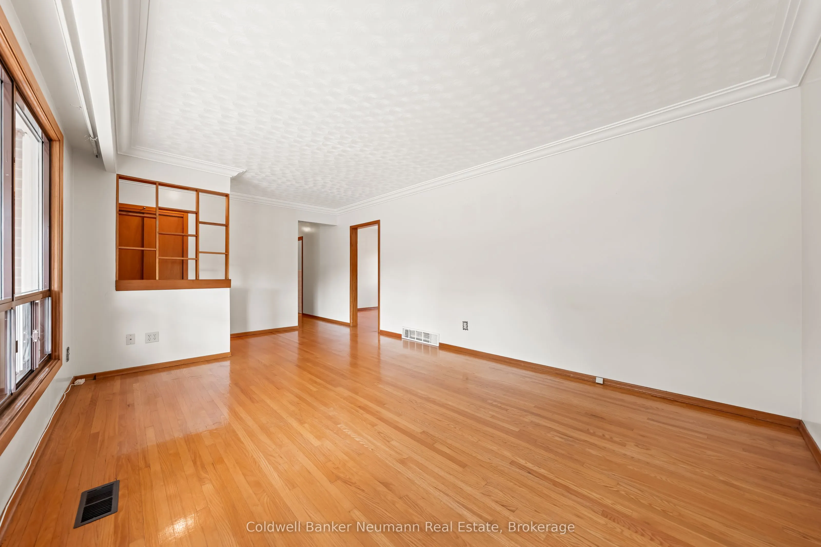 23 Sunnylea Crescent