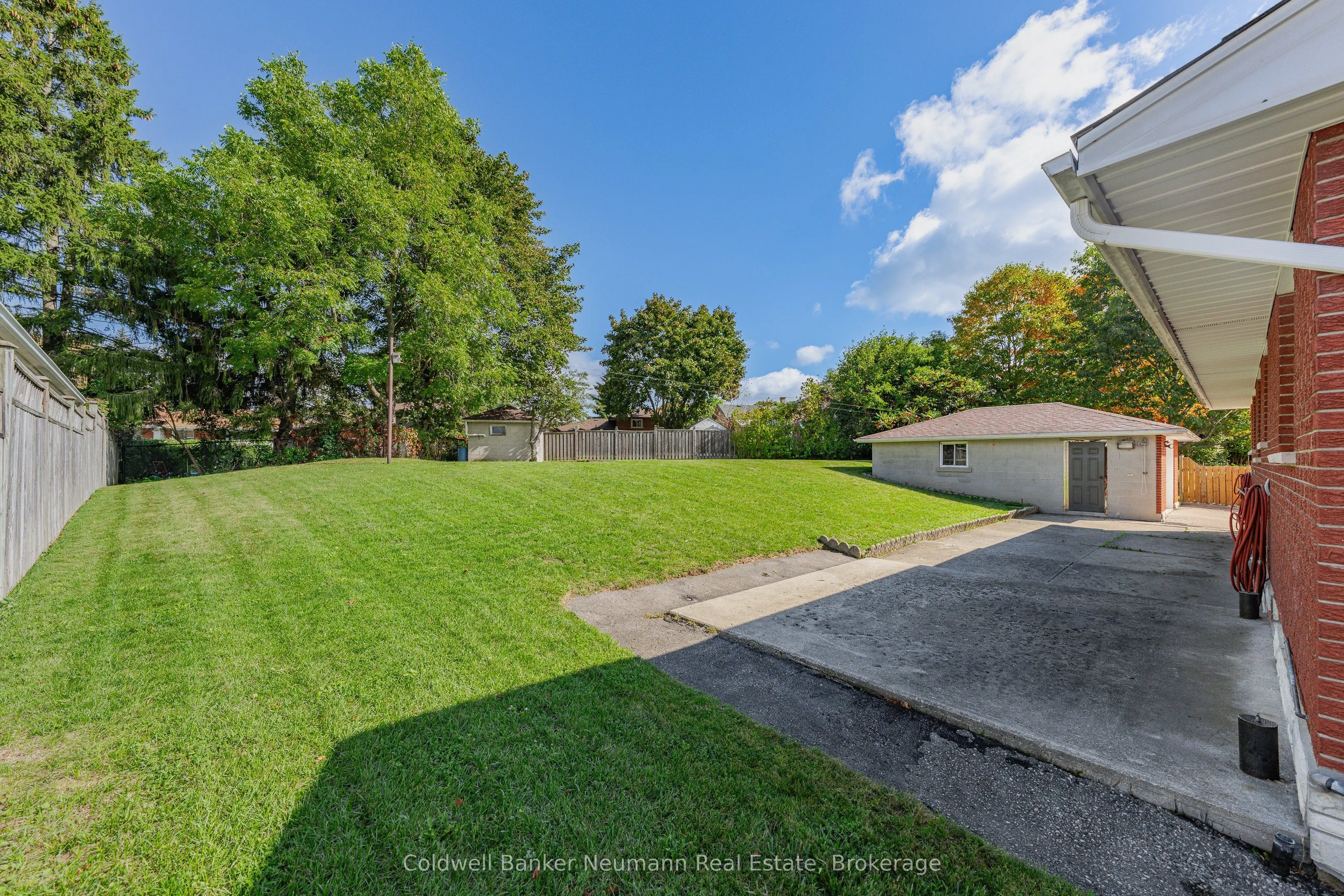 23 Sunnylea Crescent