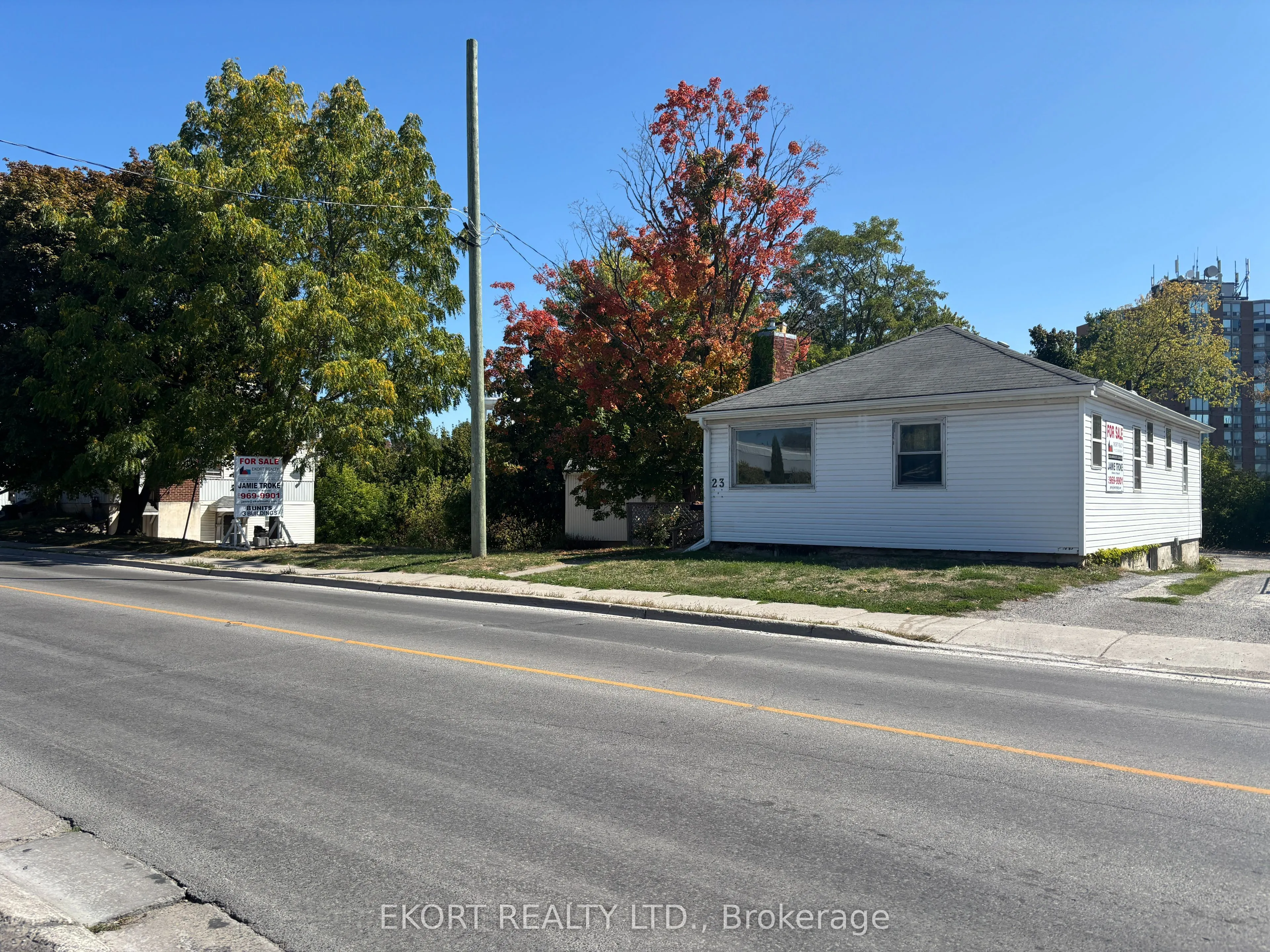 17-23 Moira Street W