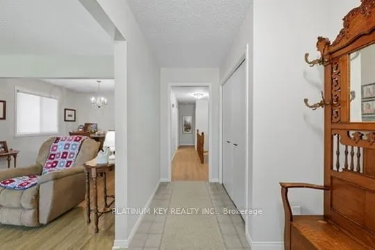 23 Lynngate Grove