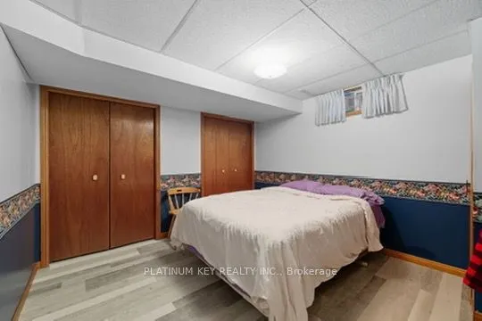 23 Lynngate Grove