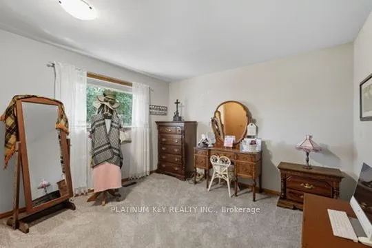 23 Lynngate Grove