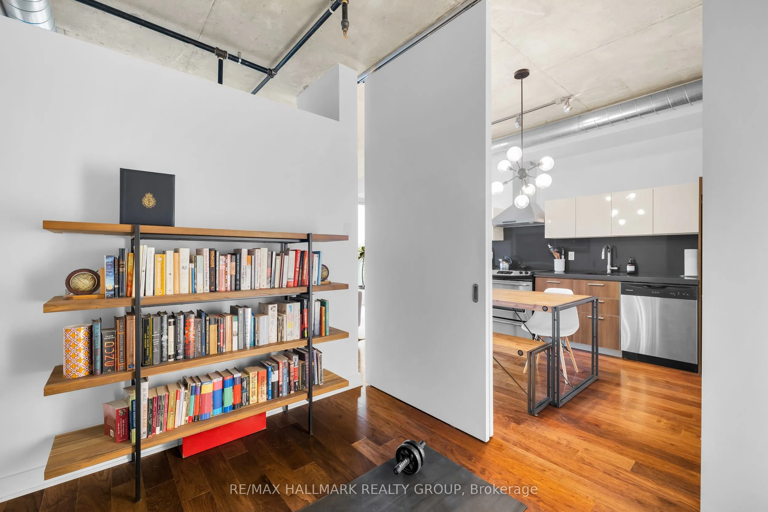 340 McLeod Street, #638