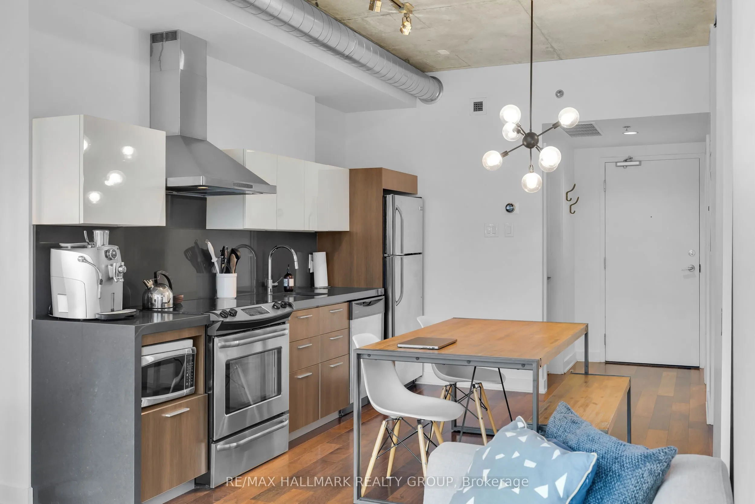 340 McLeod Street, #638