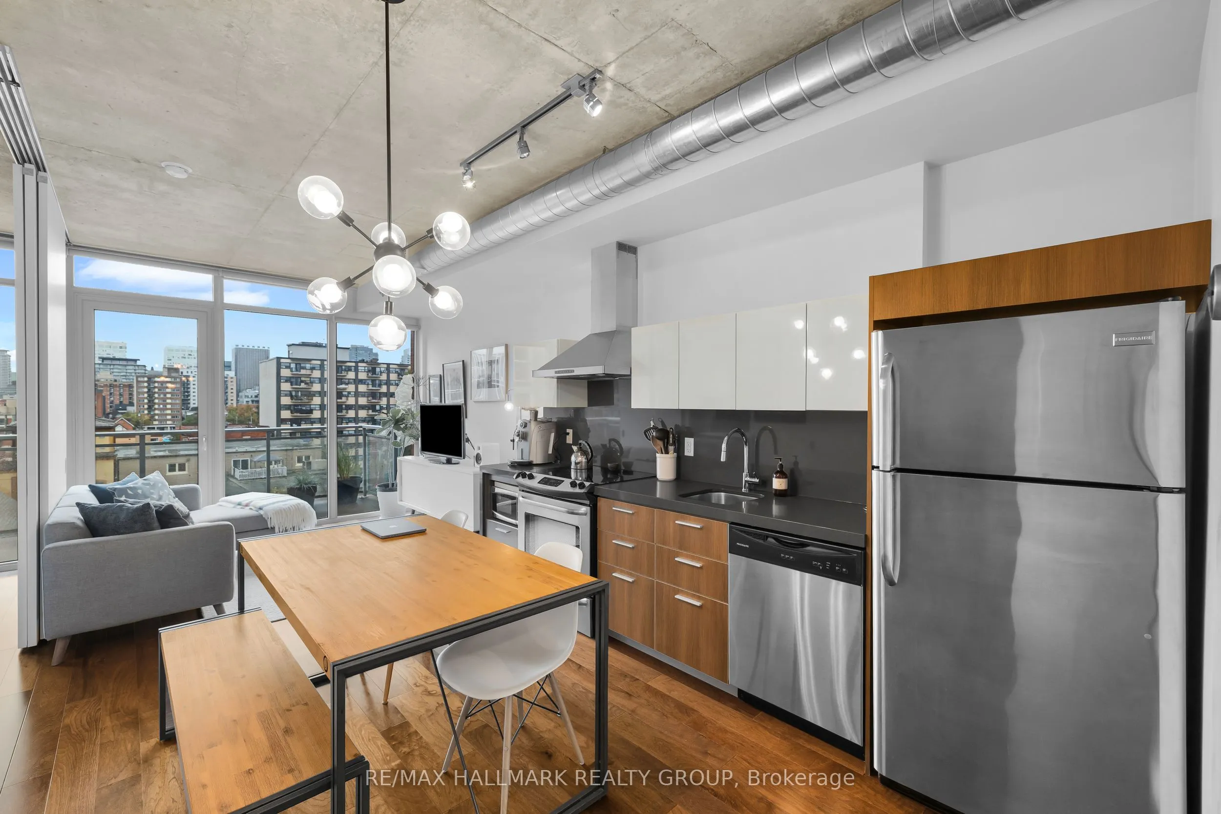 340 McLeod Street, #638