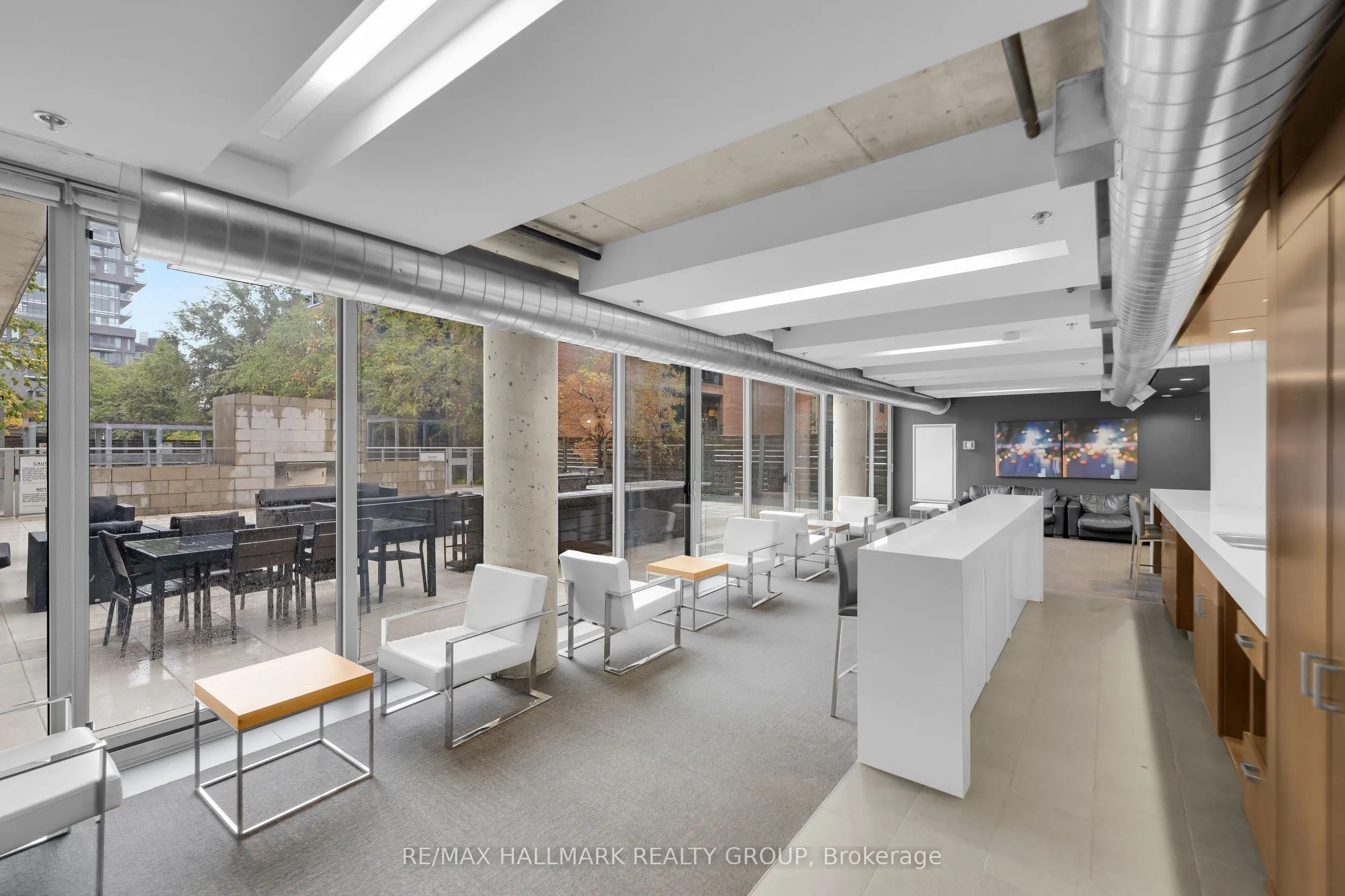 340 McLeod Street, #638