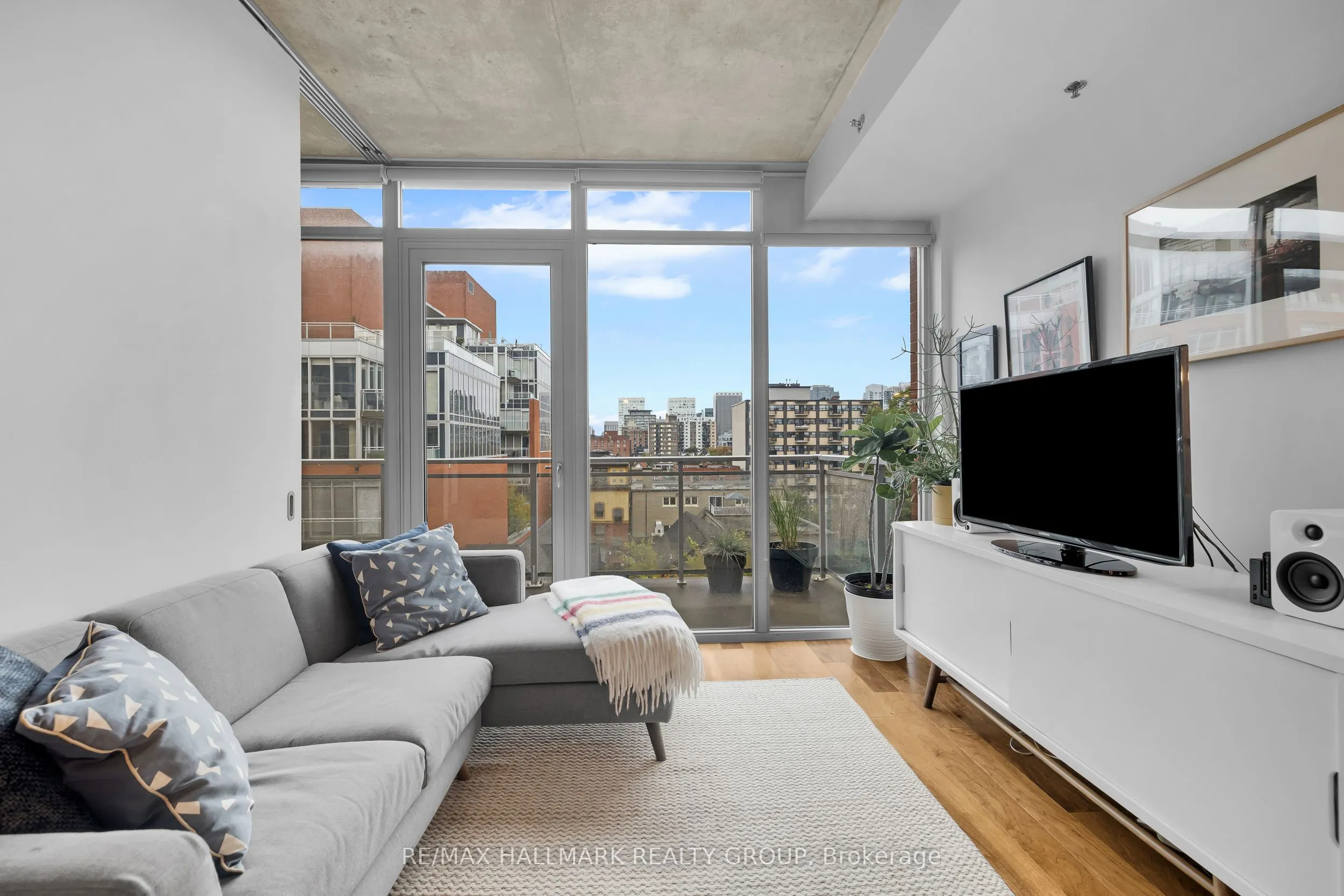 340 McLeod Street, #638