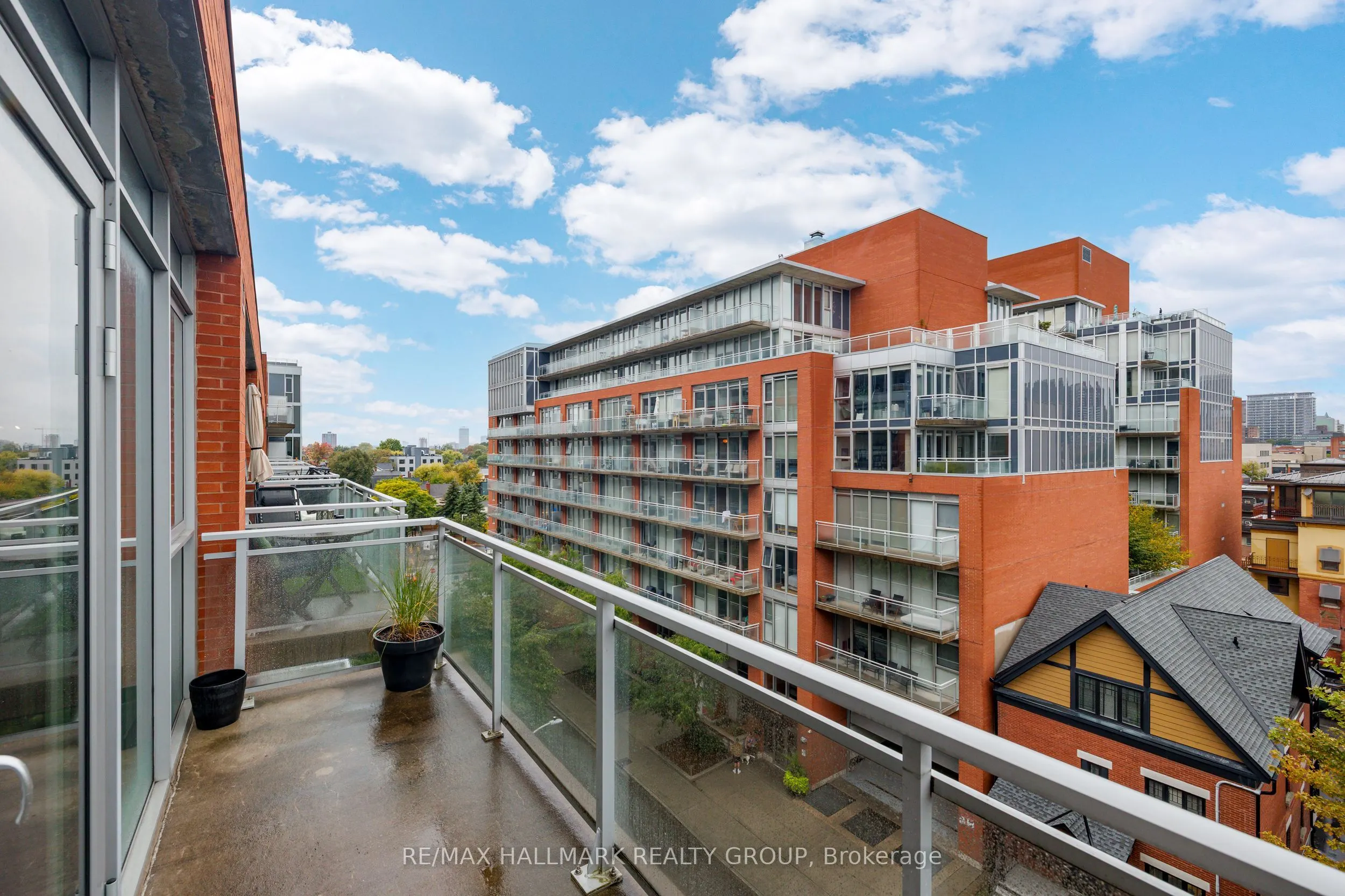 340 McLeod Street, #638