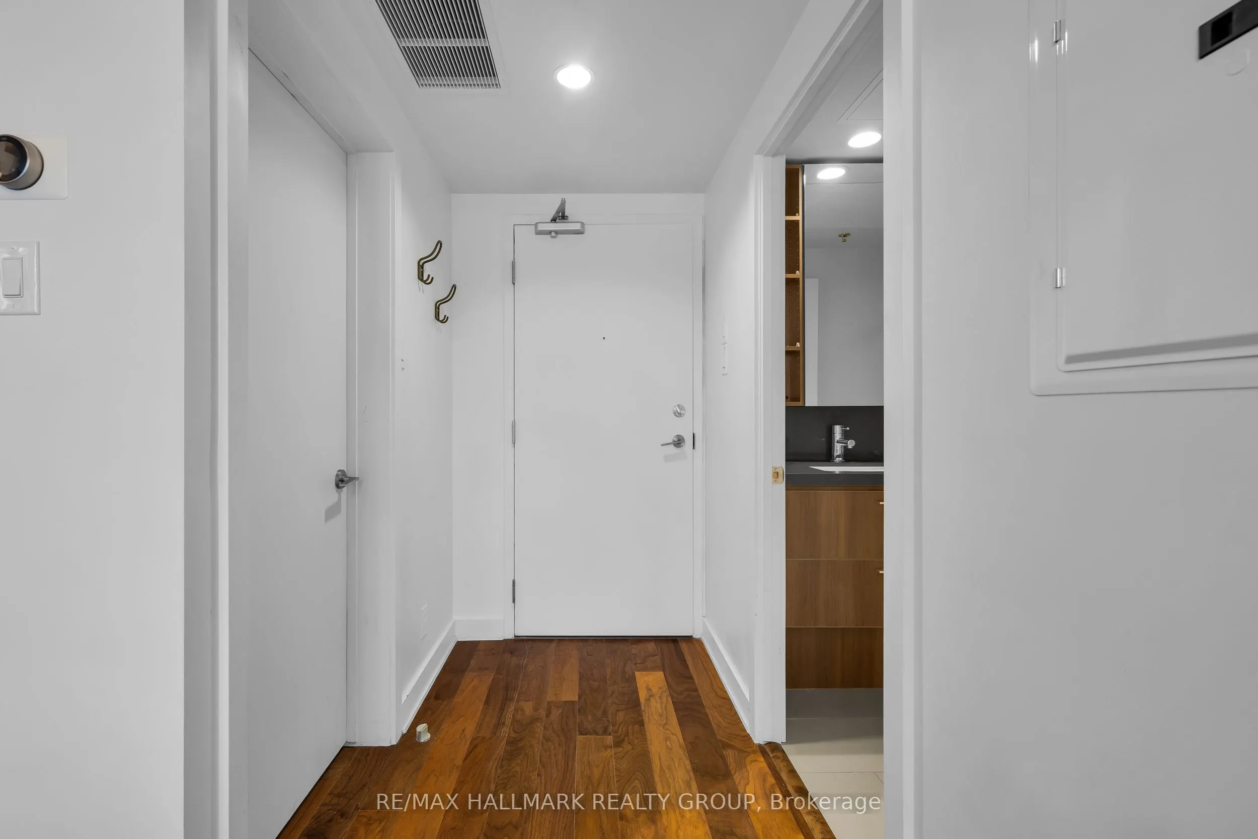 340 McLeod Street, #638