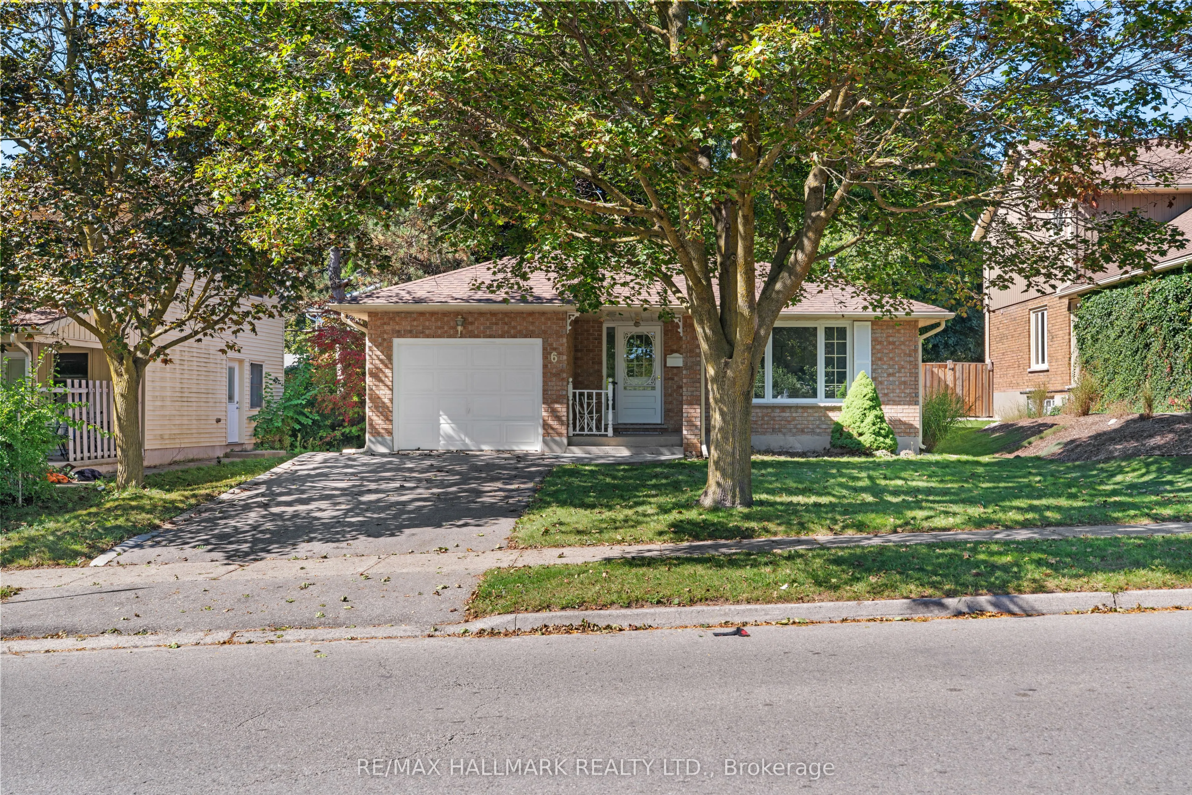 6 Youngman Drive