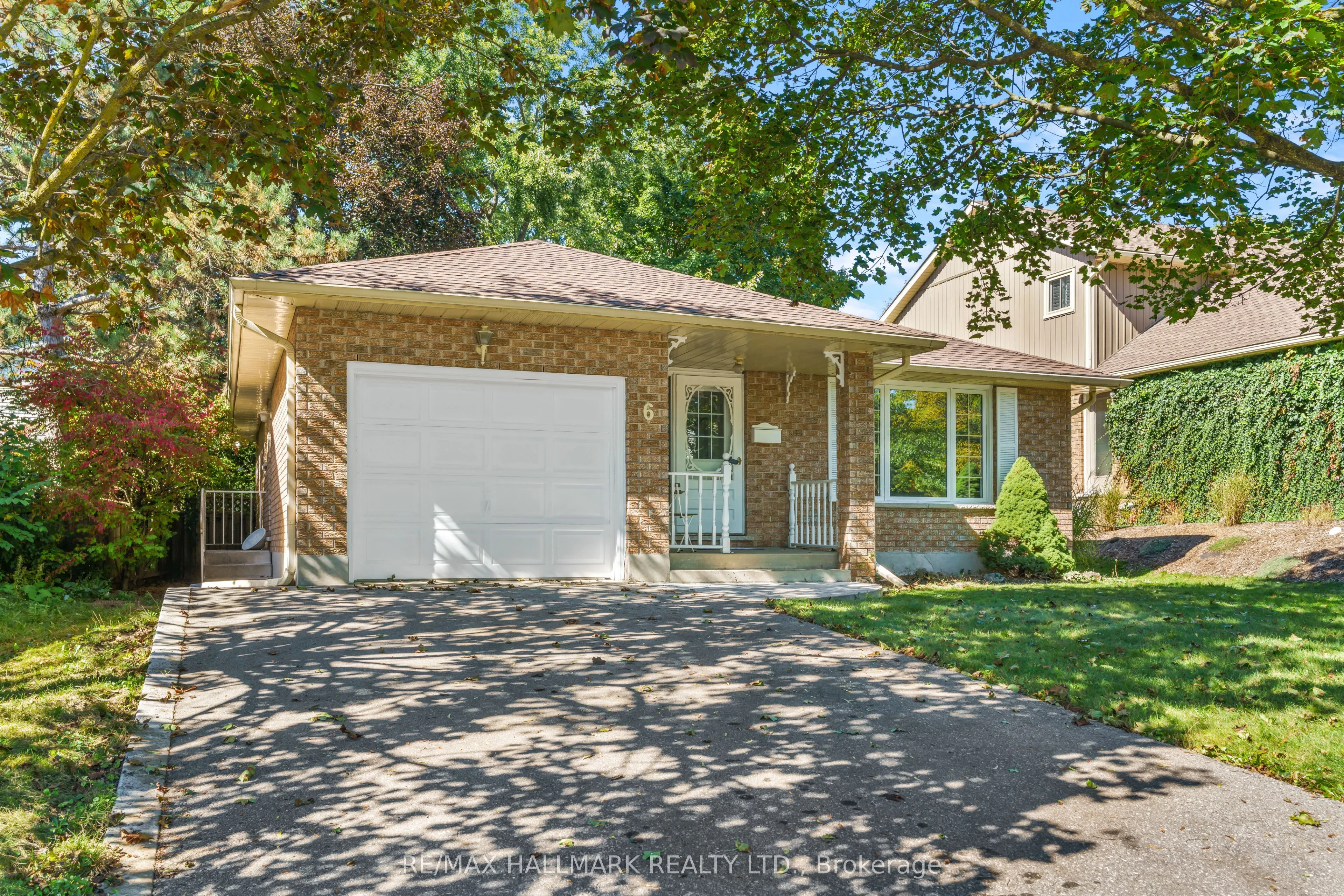 6 Youngman Drive