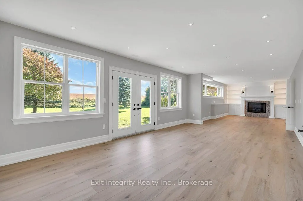 407 Harrisburg Road