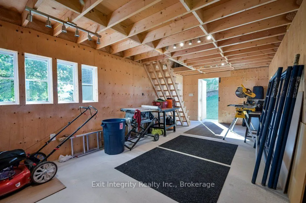 407 Harrisburg Road