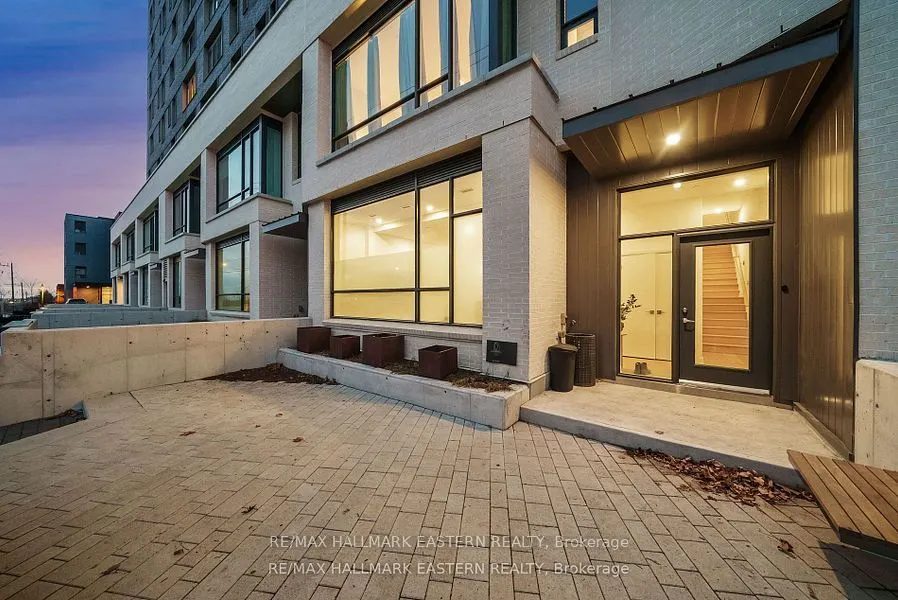 195 Hunter Street E, #TH 01