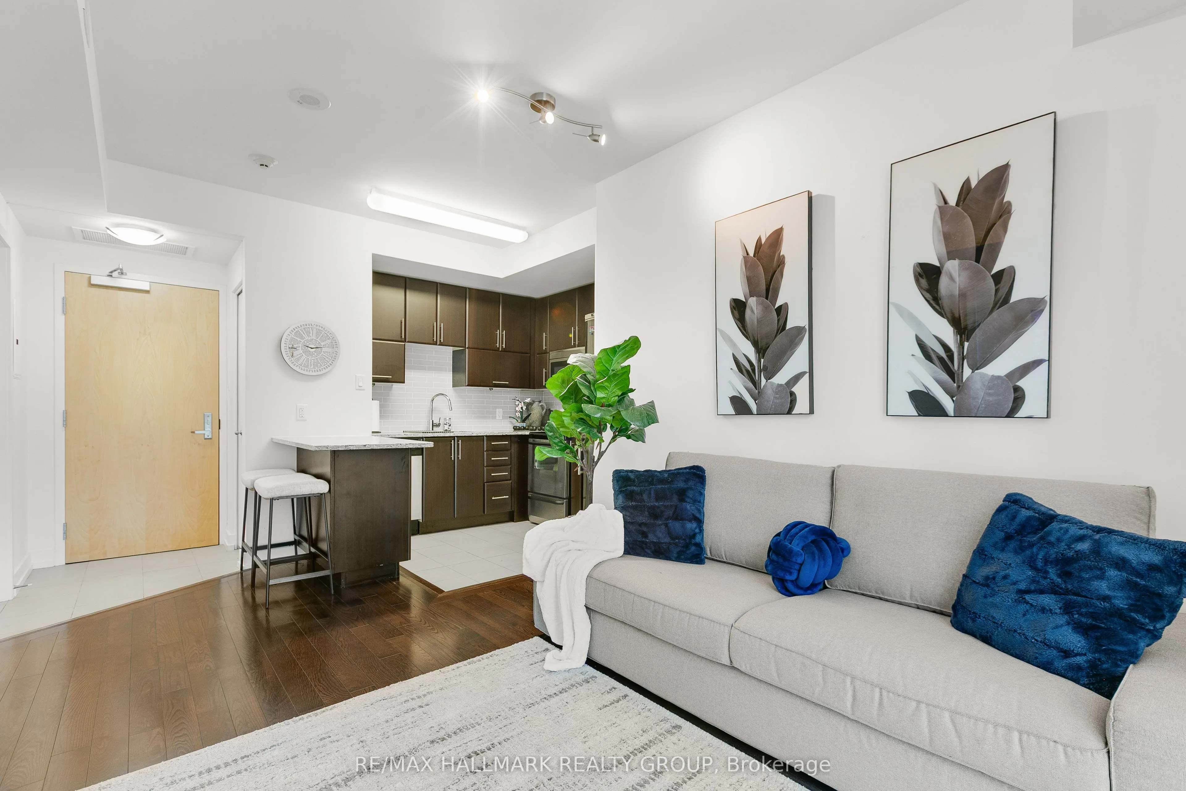 179 Metcalfe Street, #1510