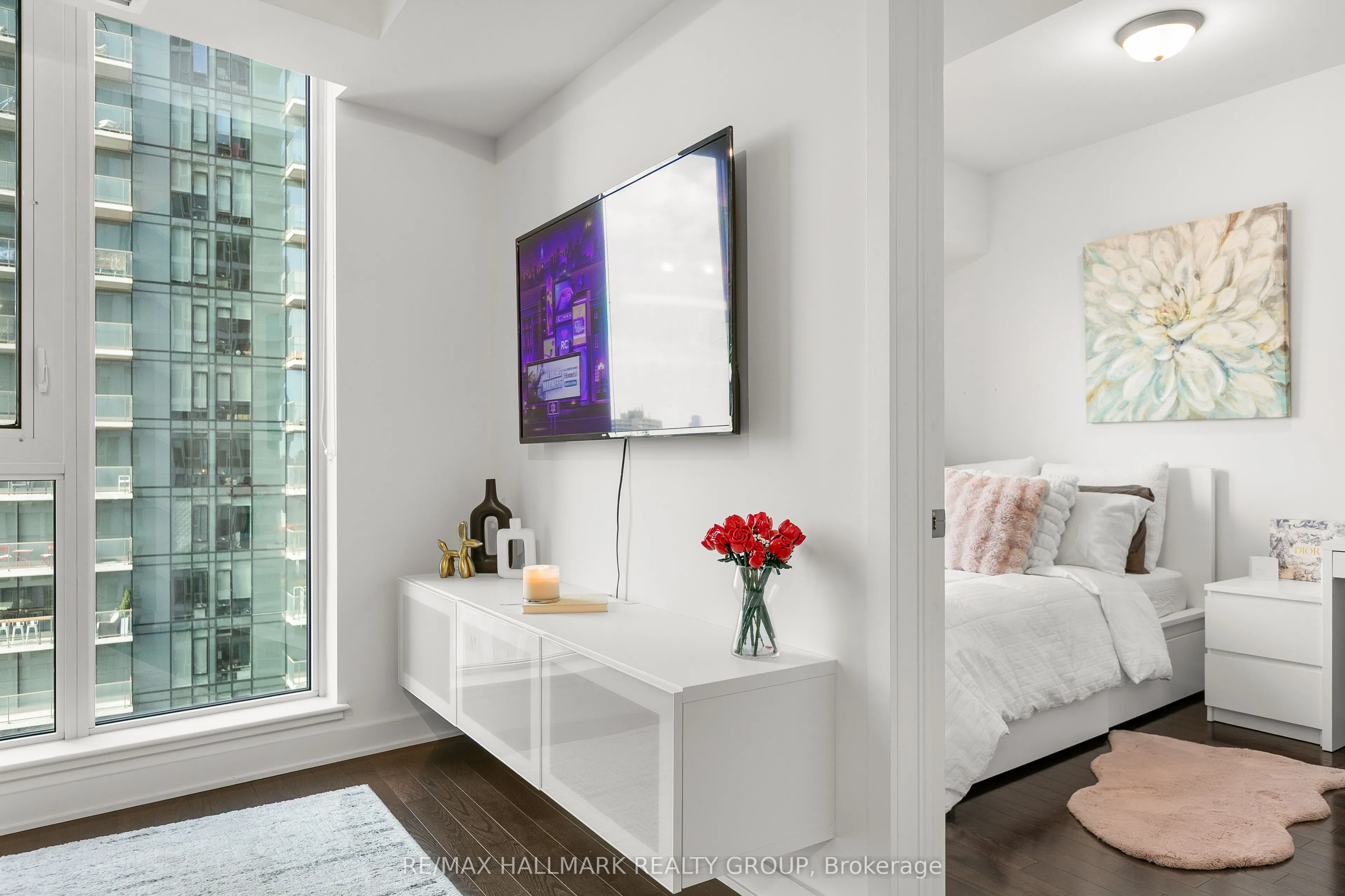 179 Metcalfe Street, #1510