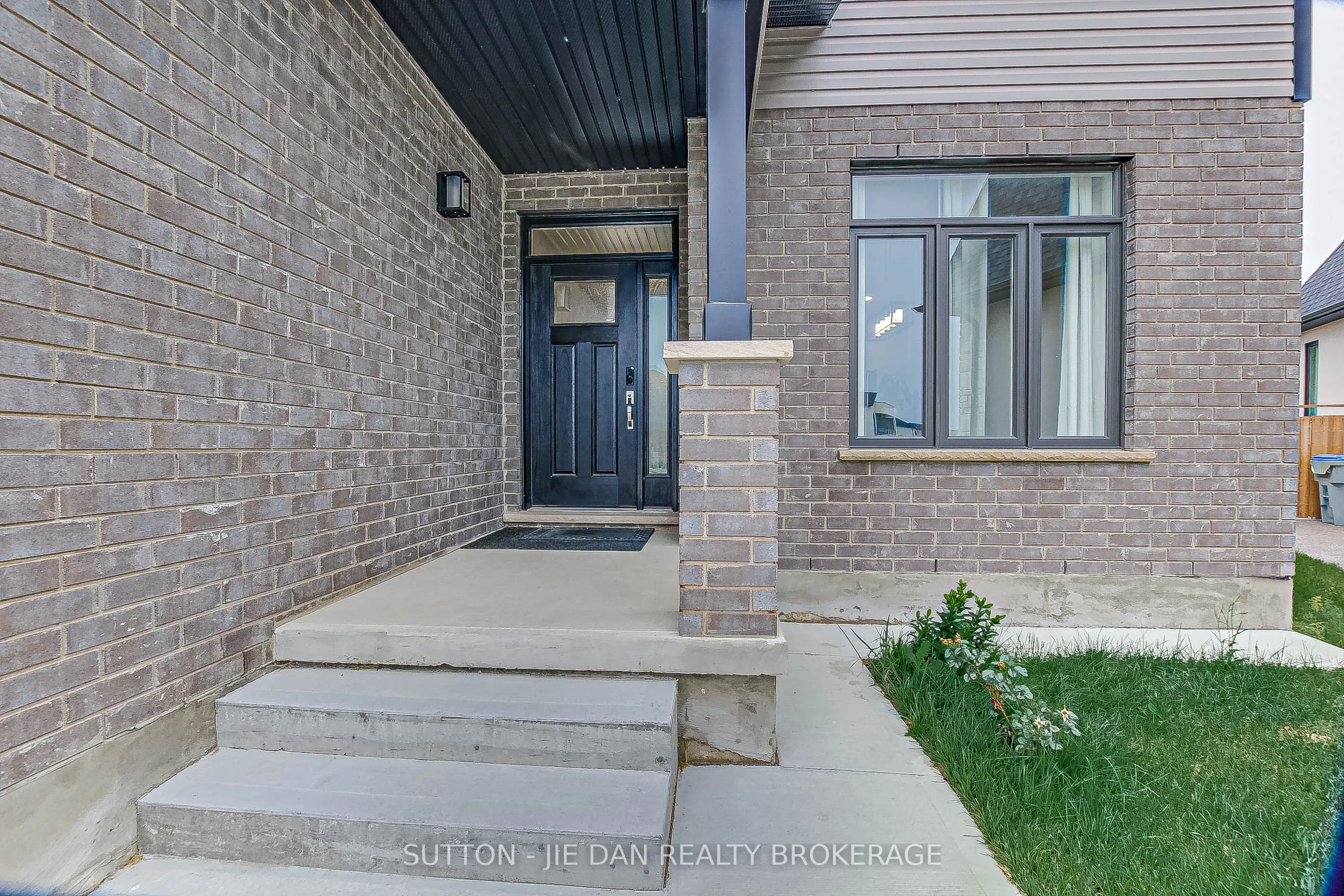 98 Locky Lane