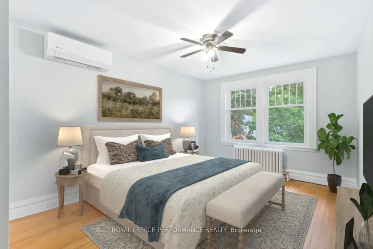 25 Lakeside Avenue