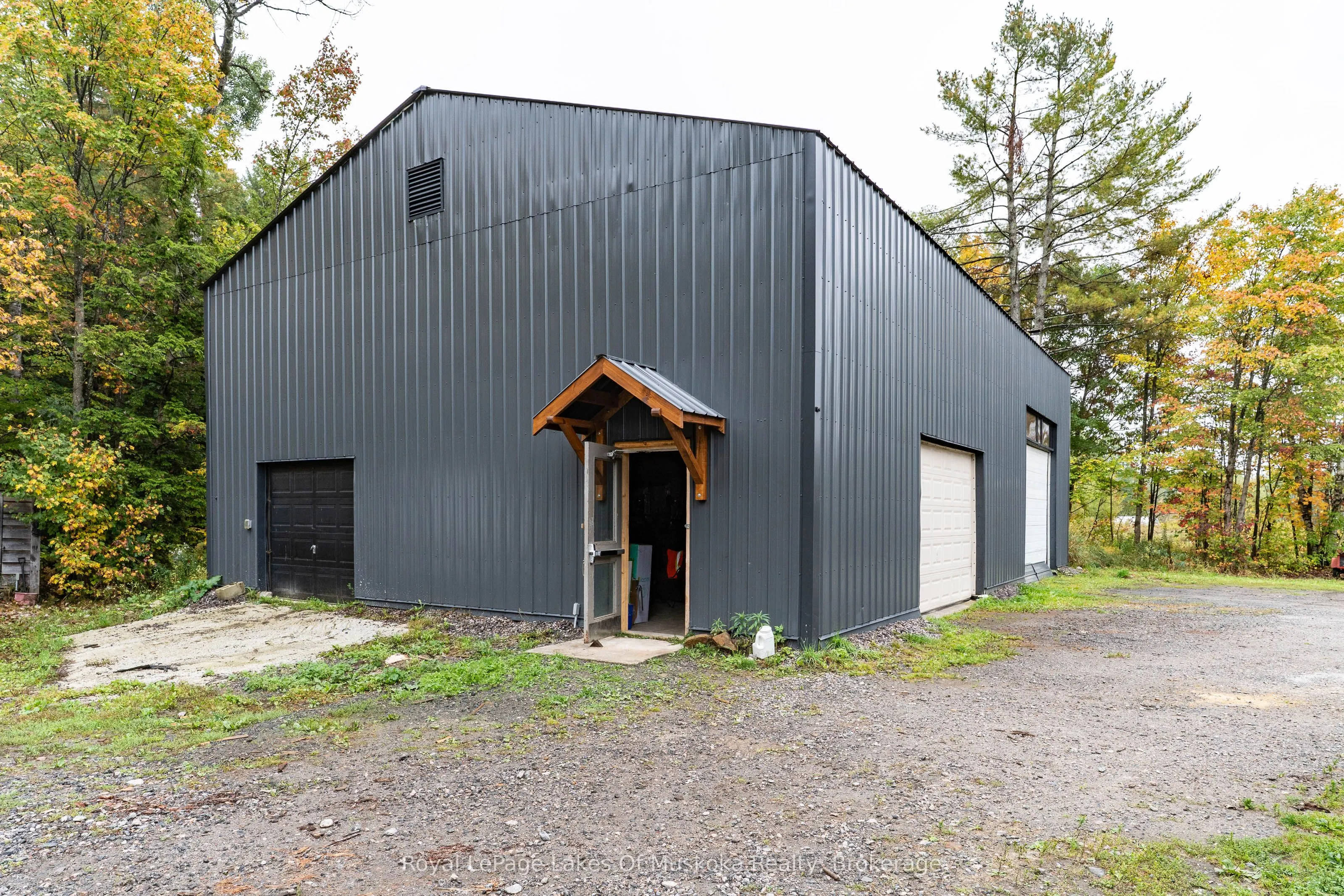 1741 Doe Lake Road