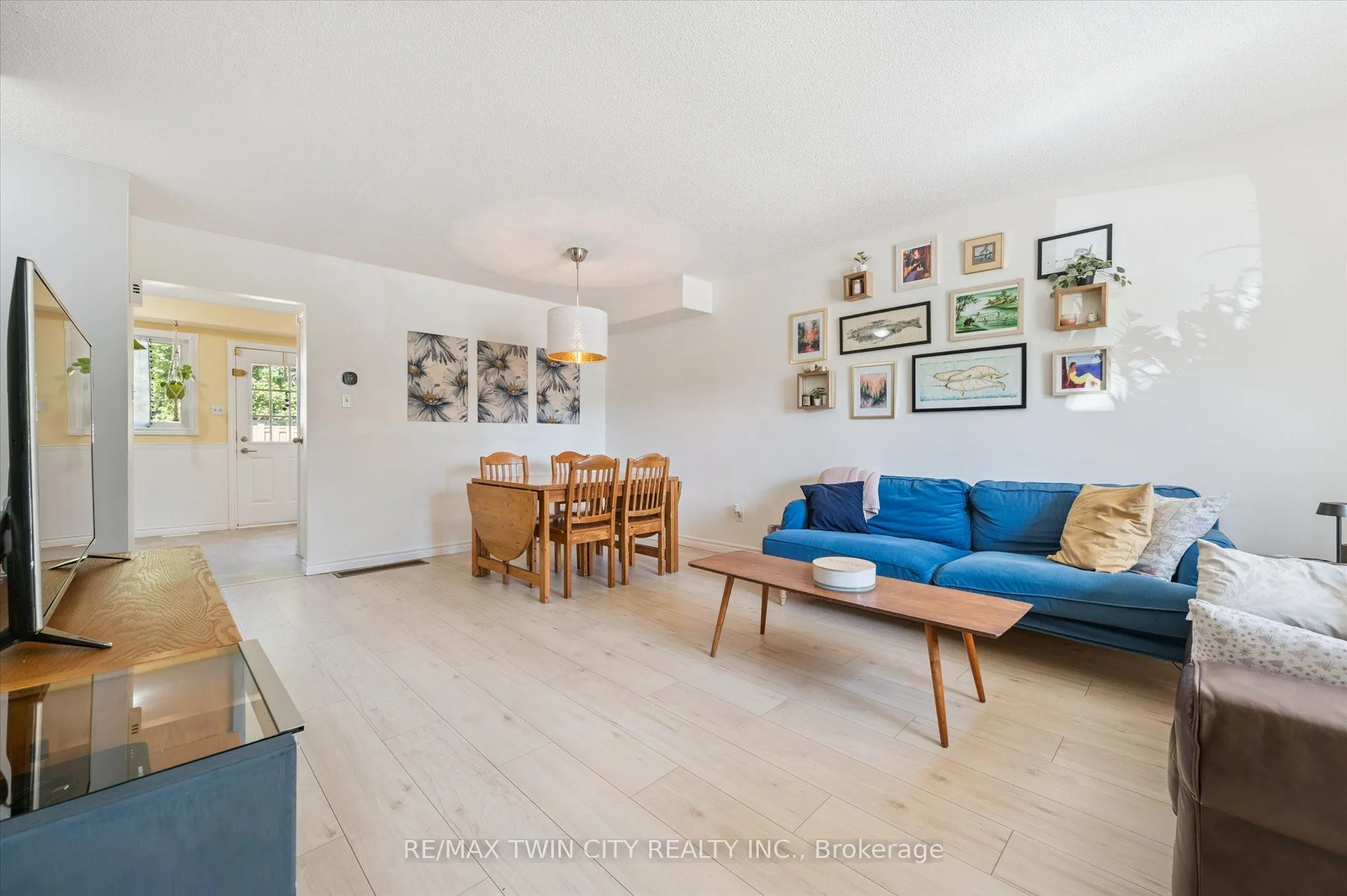 392 Springbank Avenue, #6
