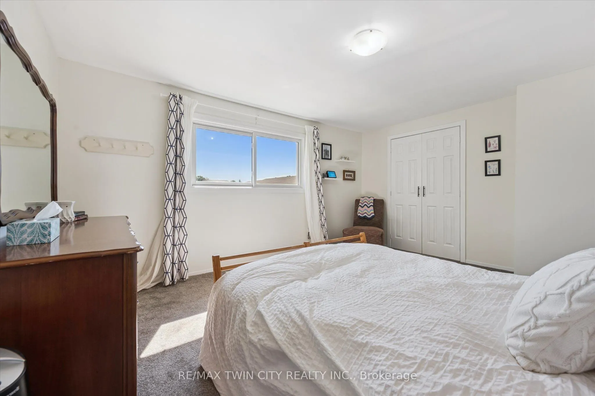 392 Springbank Avenue, #6