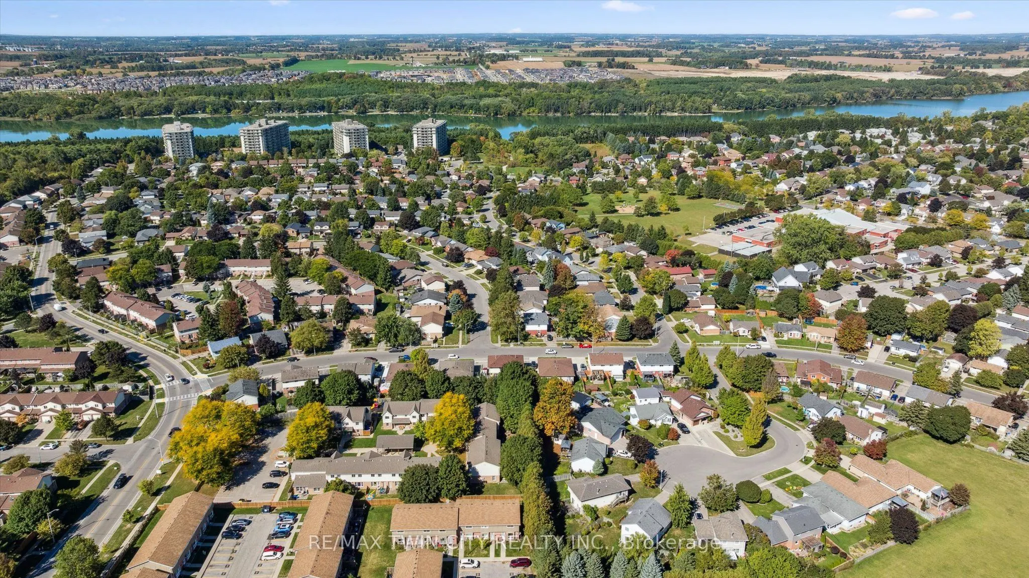 392 Springbank Avenue, #6