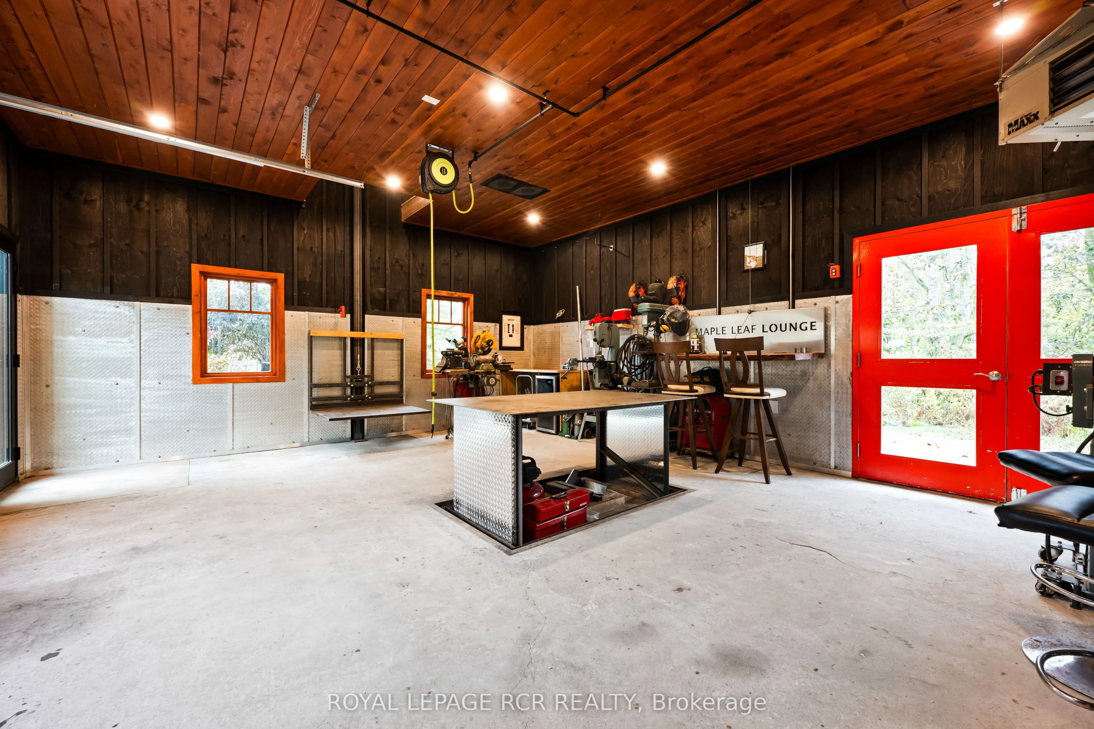 193398 Amaranth East Luther Townline Townline