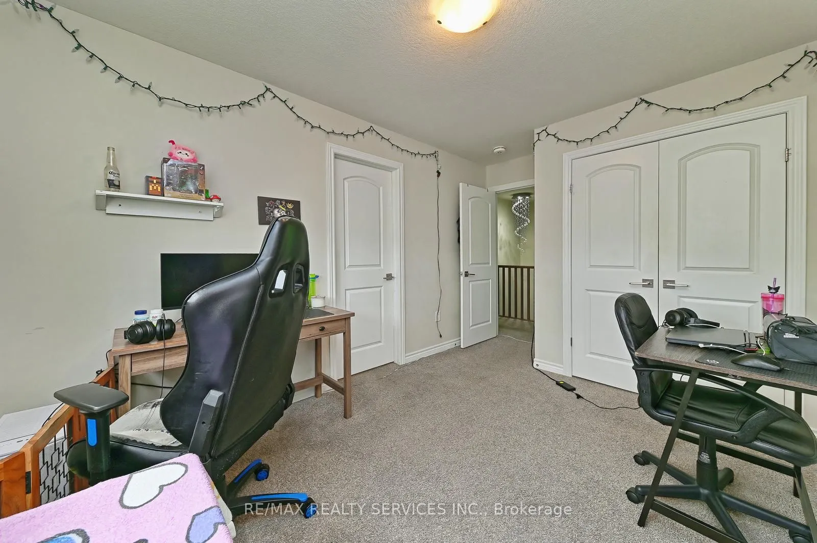 1320 Calais Drive