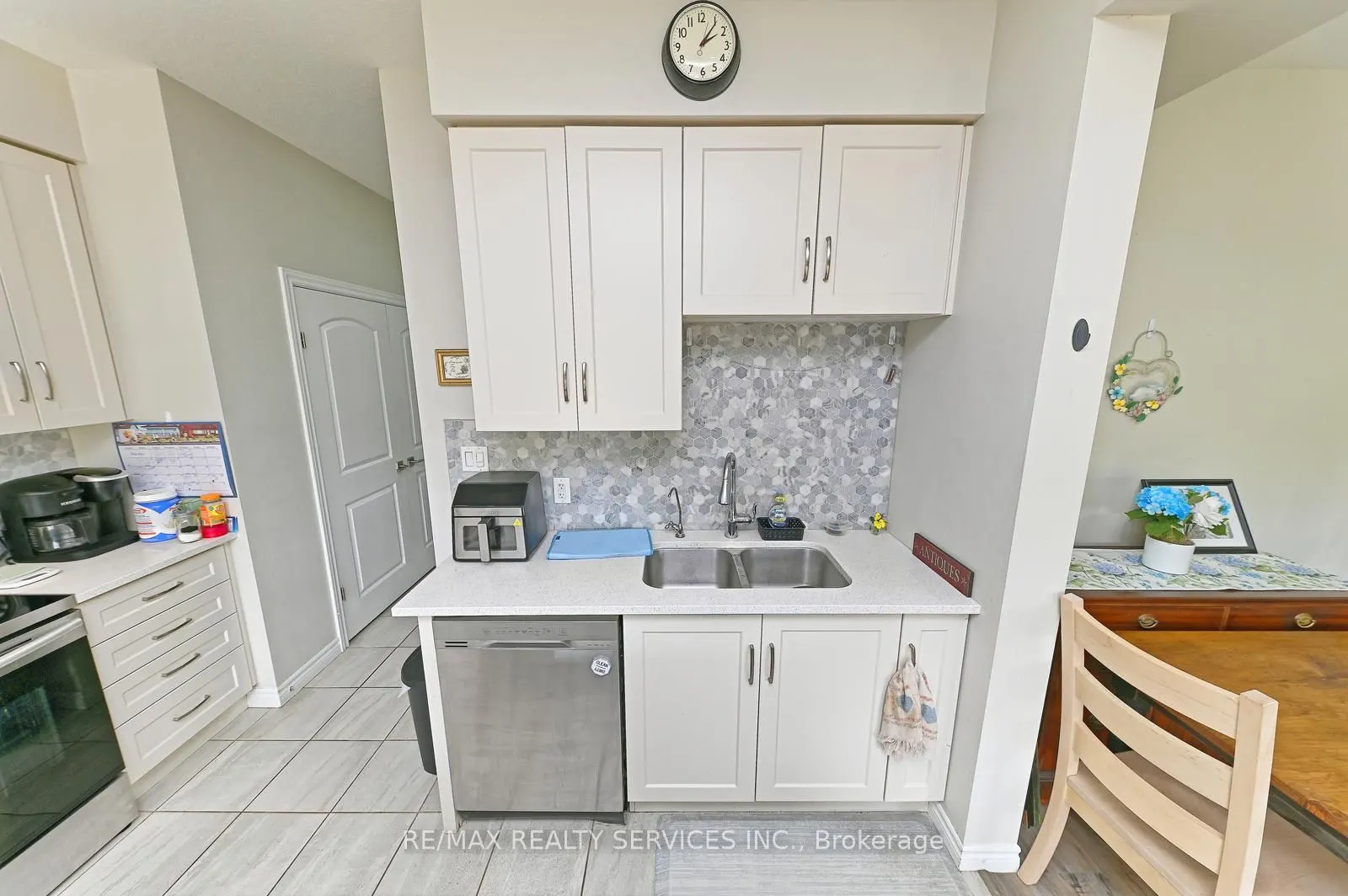 1320 Calais Drive