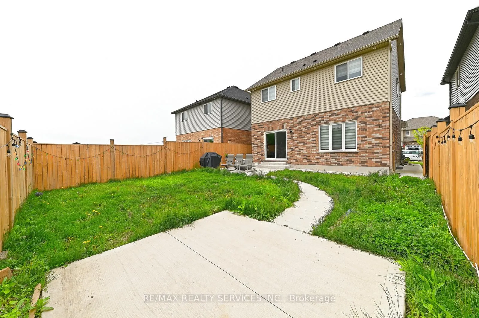 1320 Calais Drive