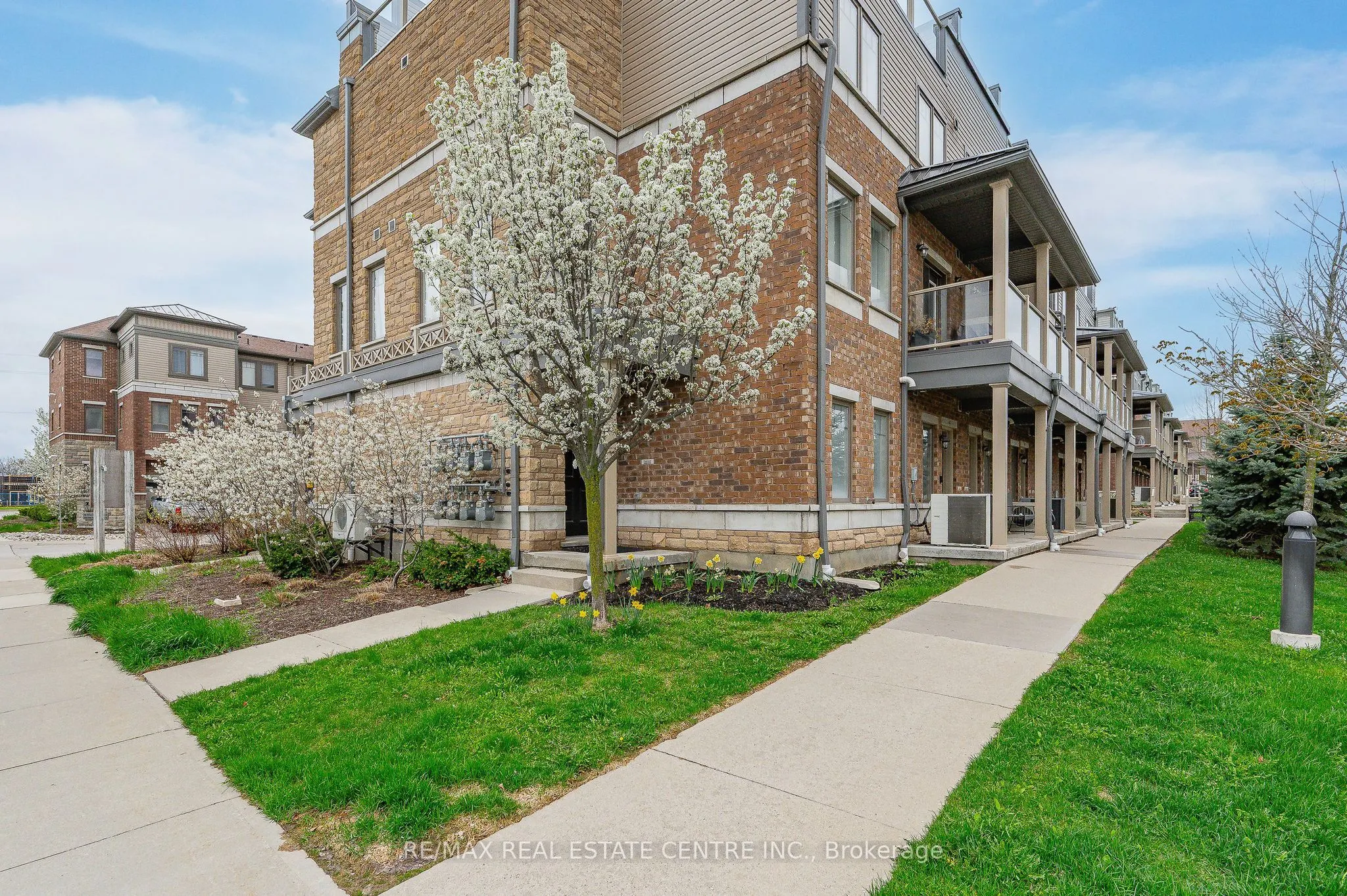 70 Willowrun Drive, #A2