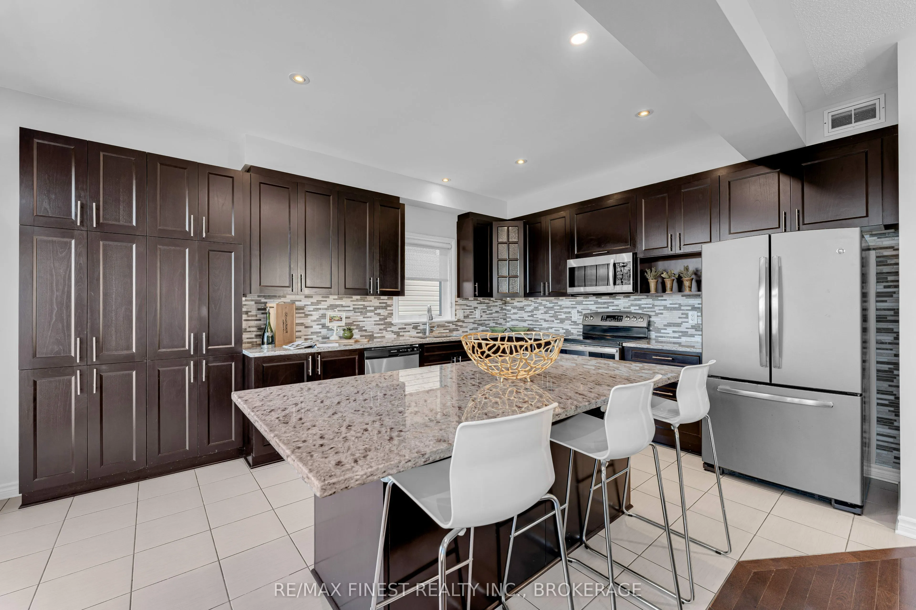 516 Savannah Court