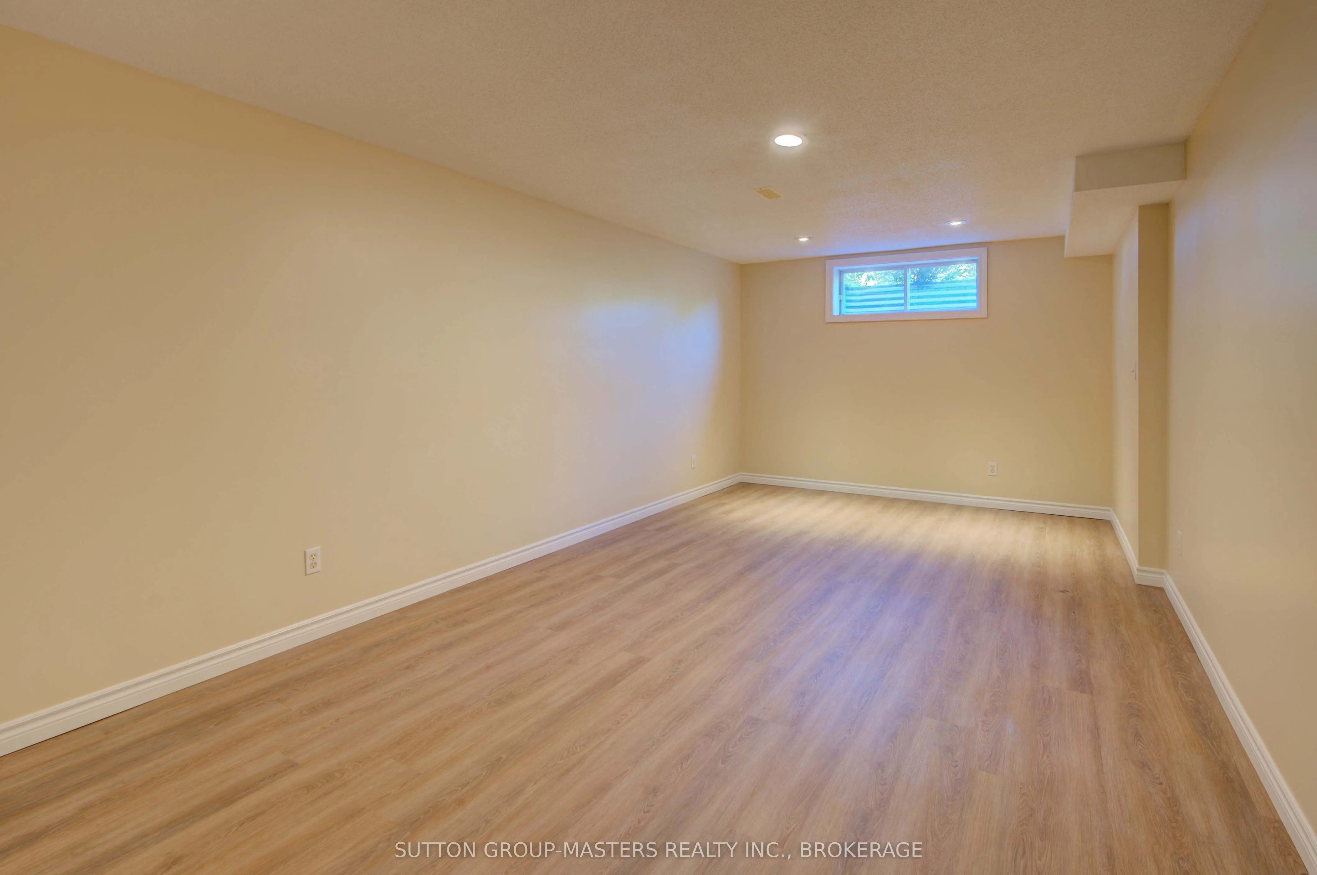 83 Abbey Dawn Drive