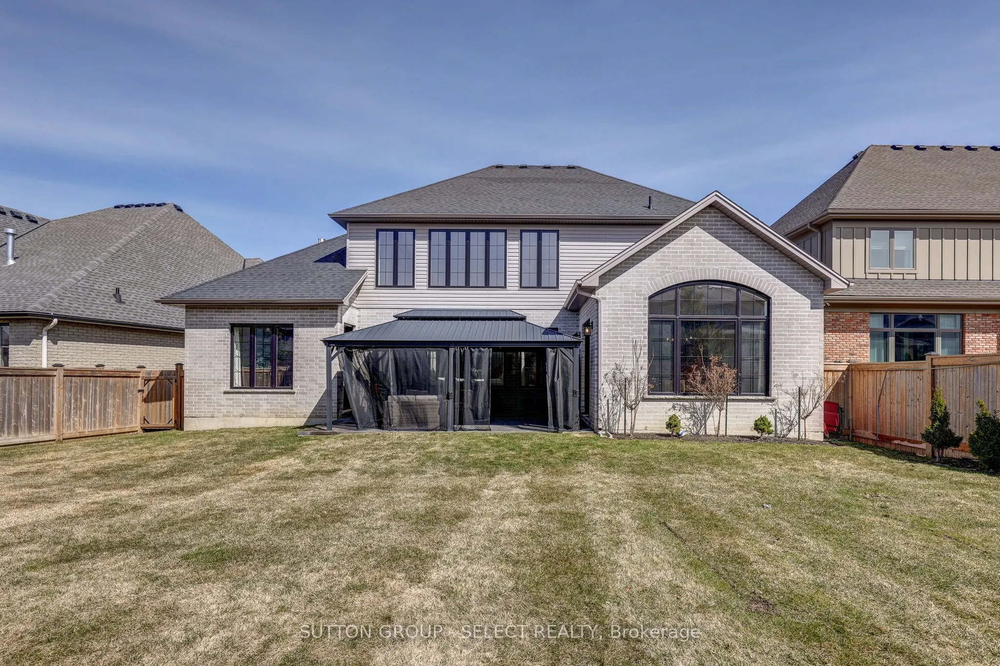2397 MEADOWLANDS Way