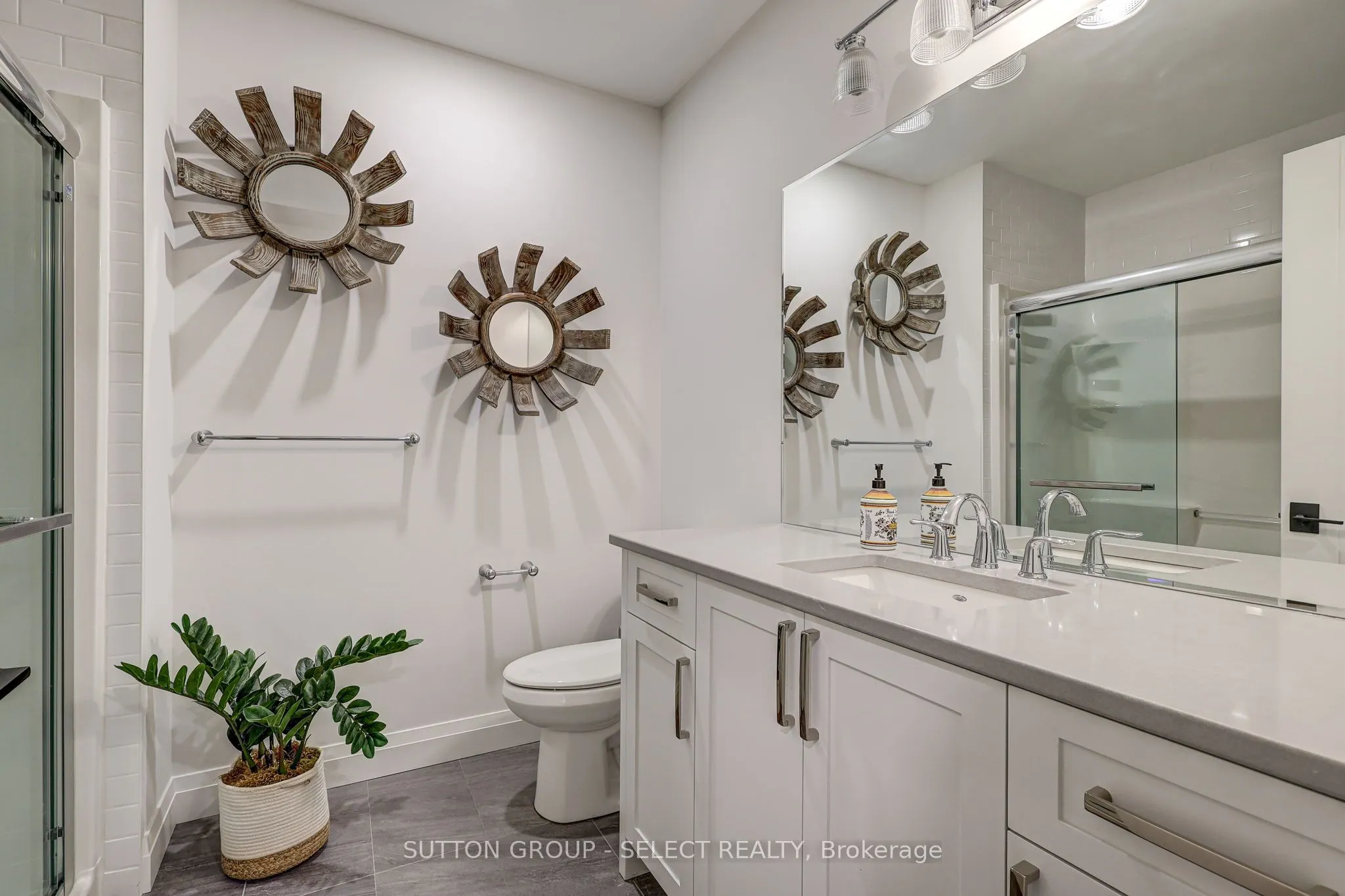 2397 MEADOWLANDS Way