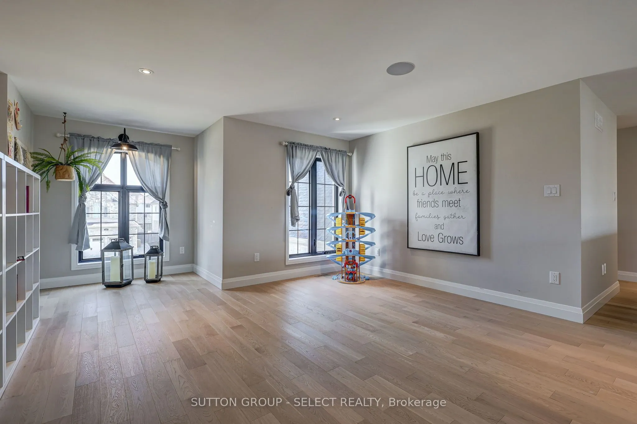 2397 MEADOWLANDS Way