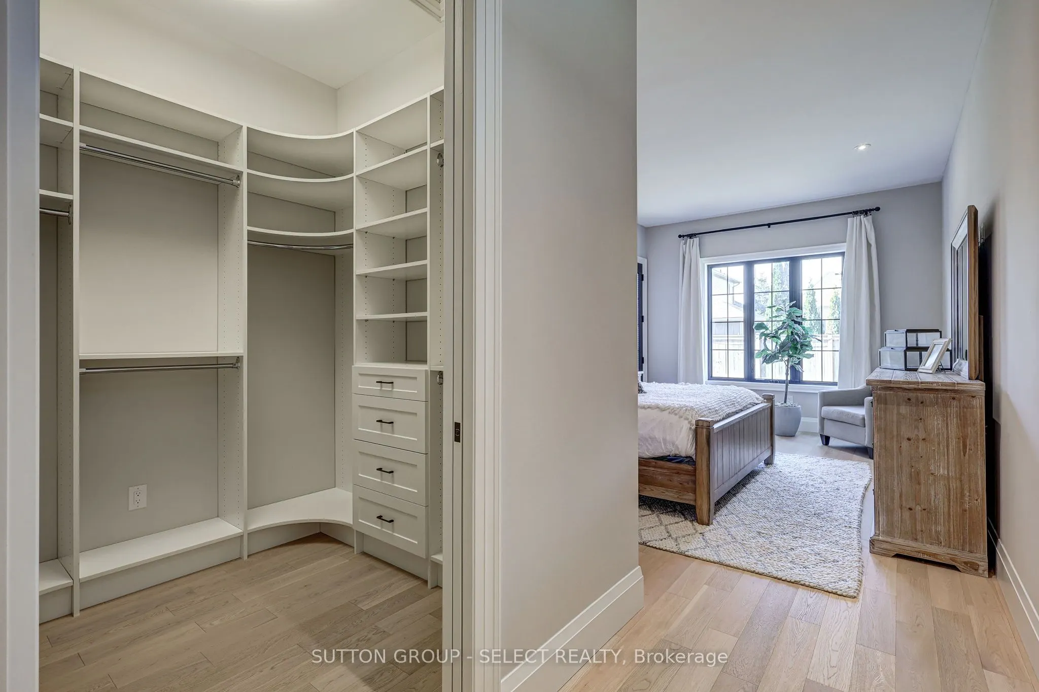 2397 MEADOWLANDS Way