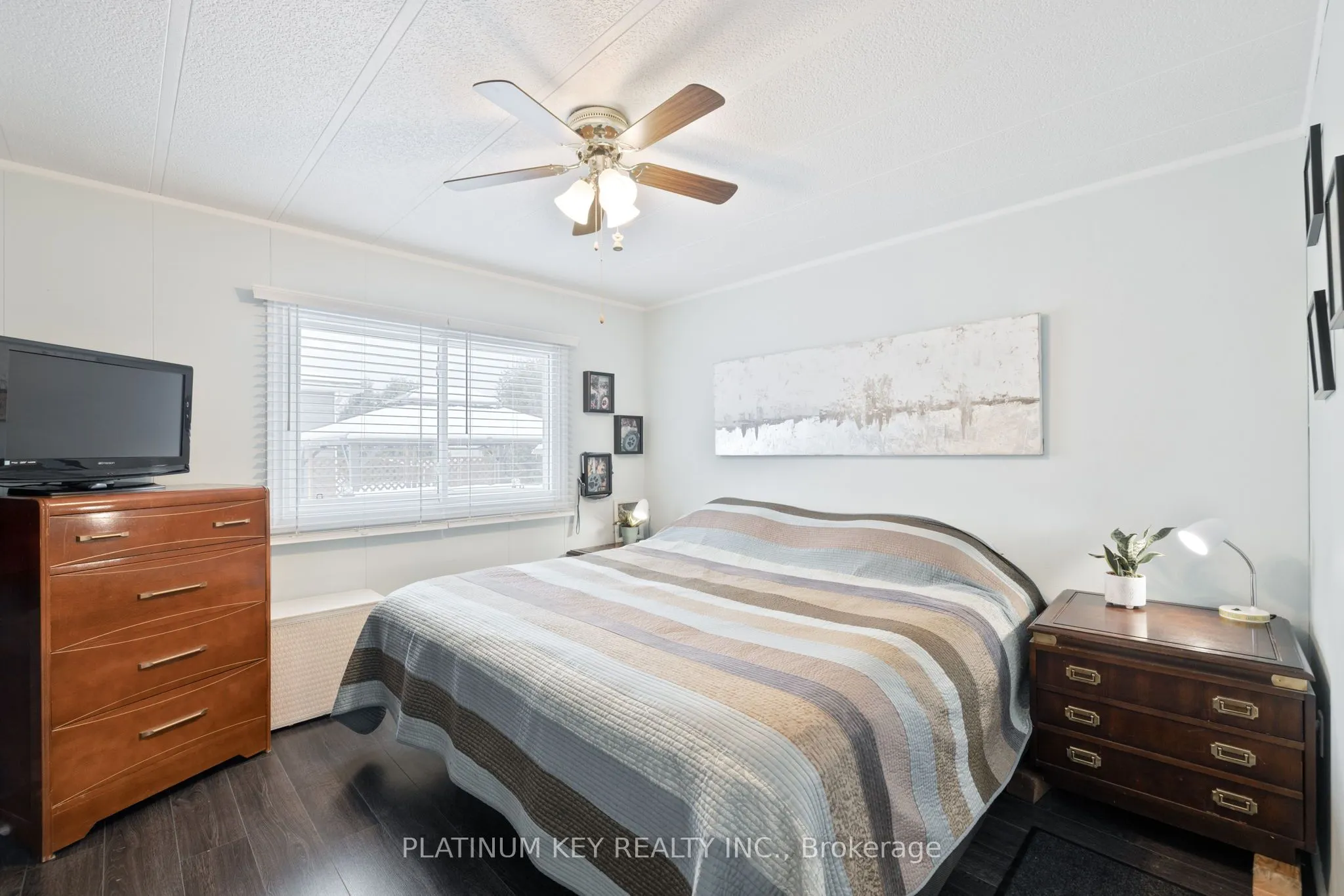 477 Richard Crescent