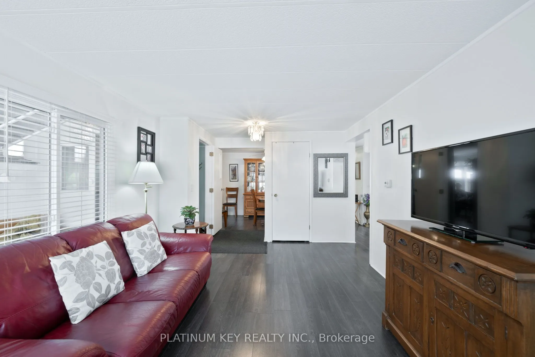 477 Richard Crescent
