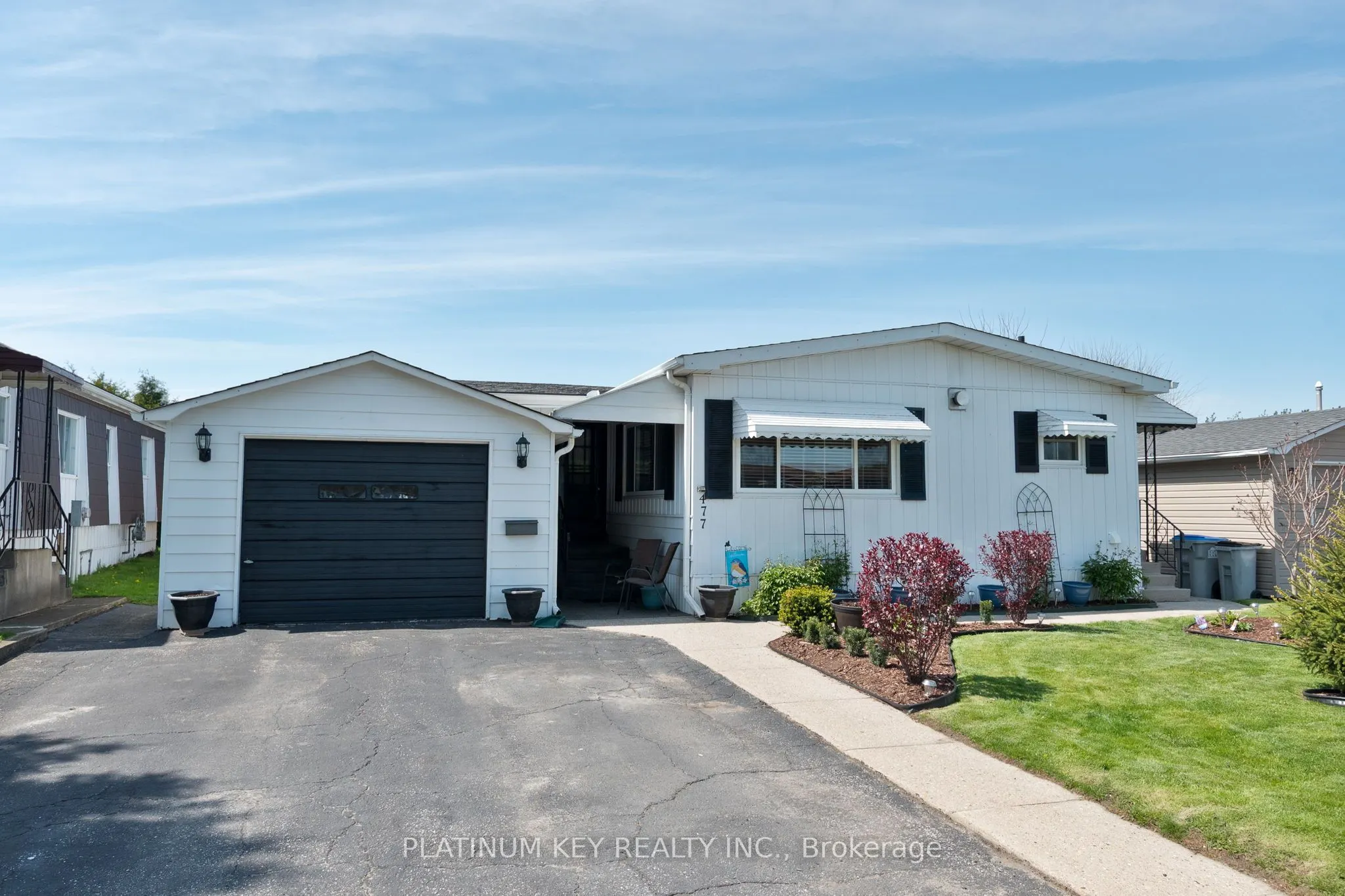 477 Richard Crescent