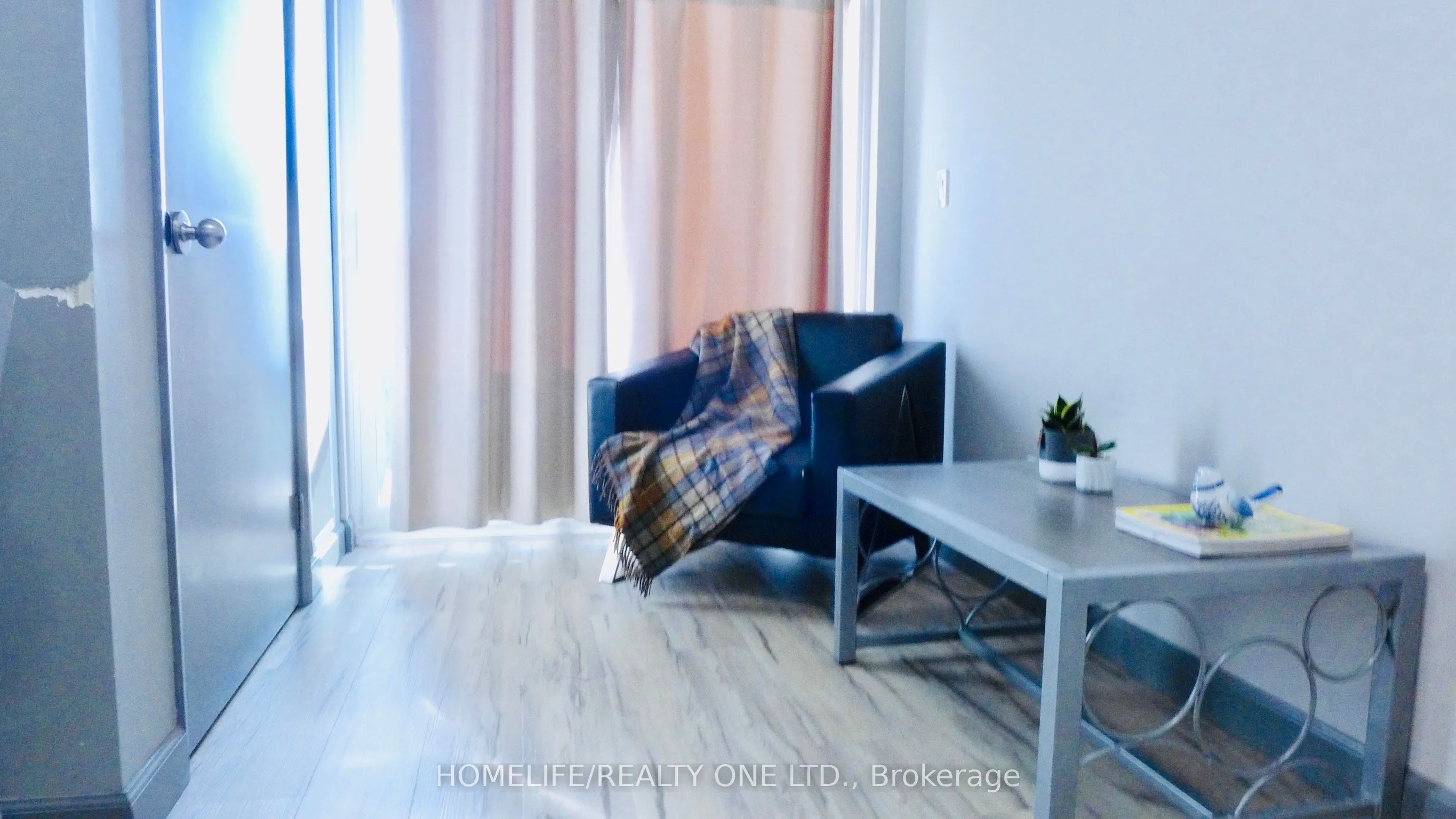 258A Sunview Street, #1153