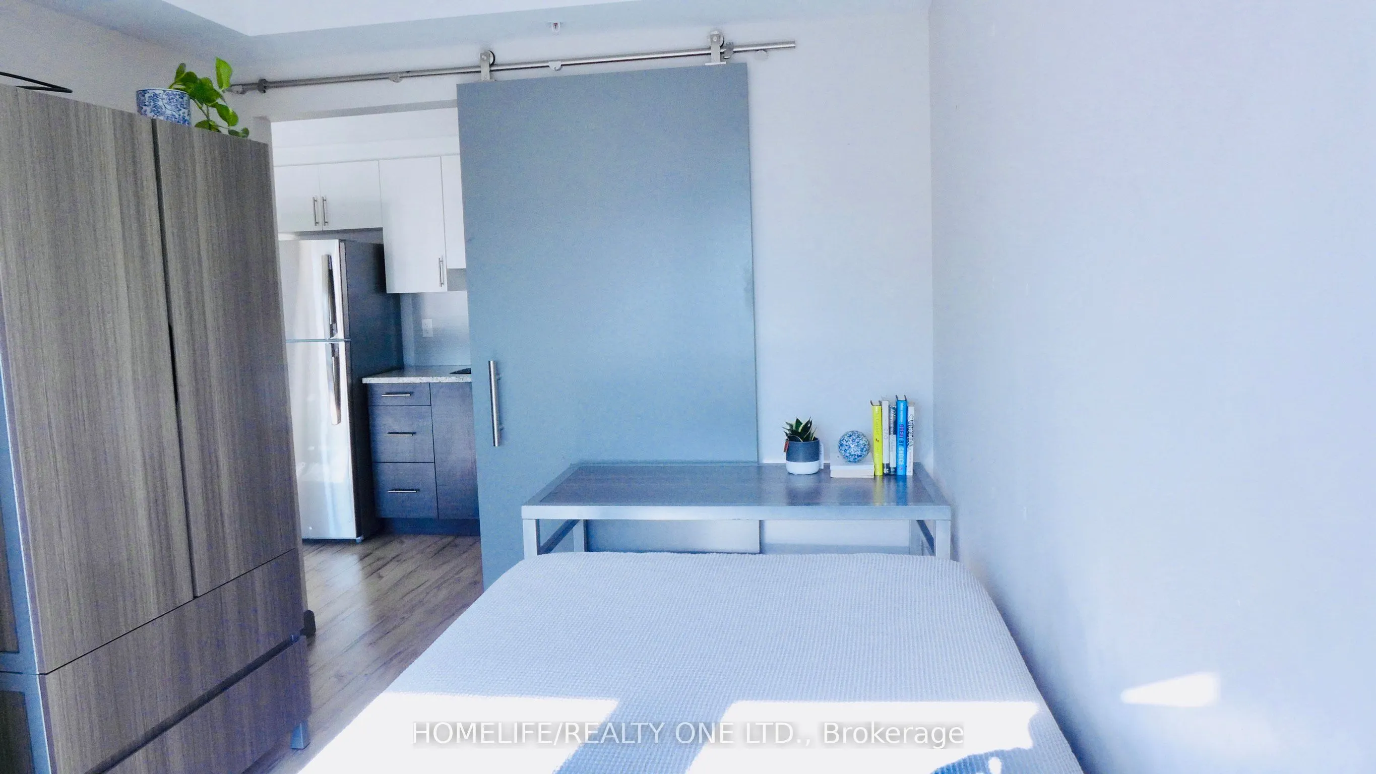 258A Sunview Street, #1153