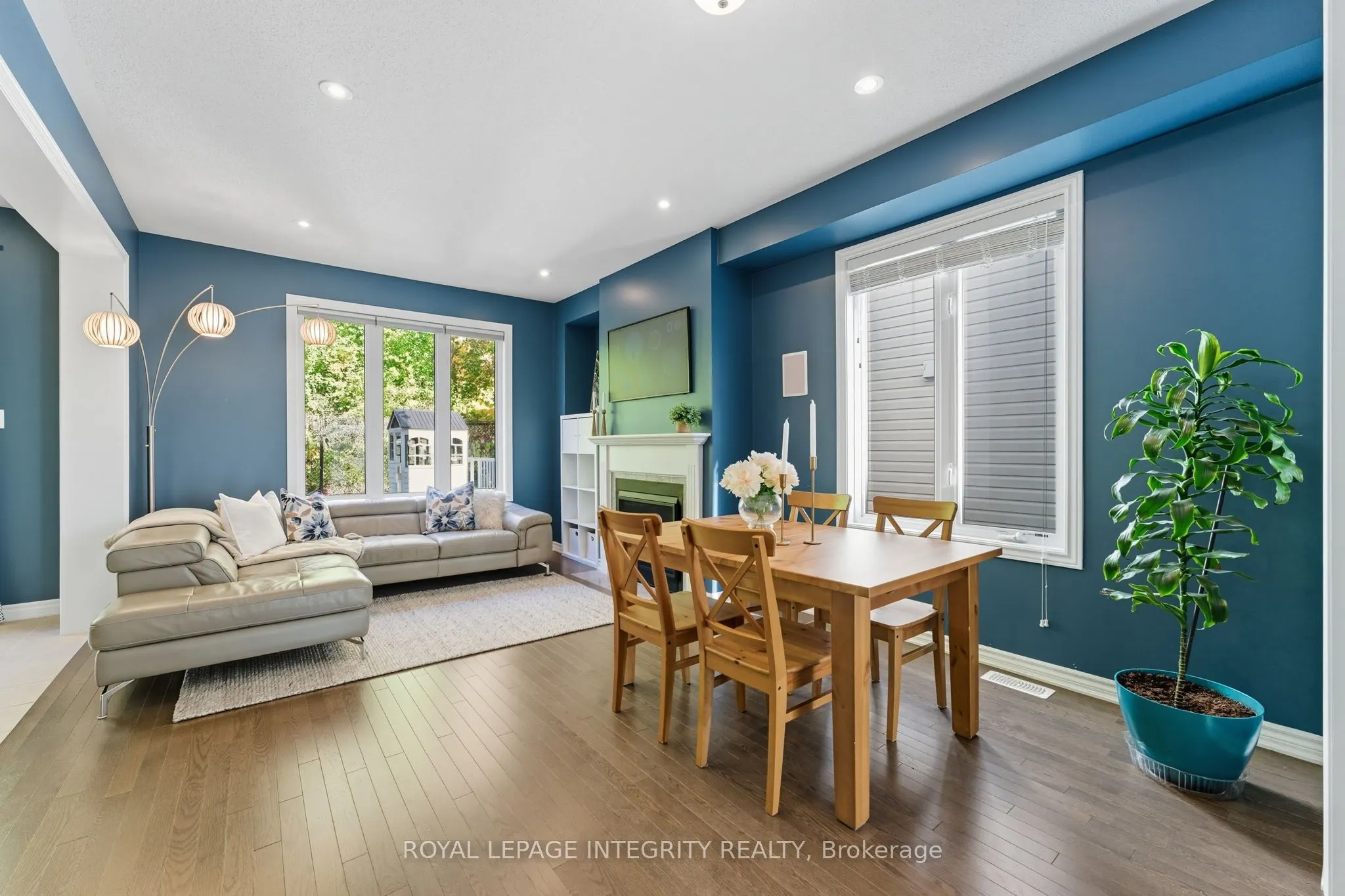 463 Meadowbreeze Drive