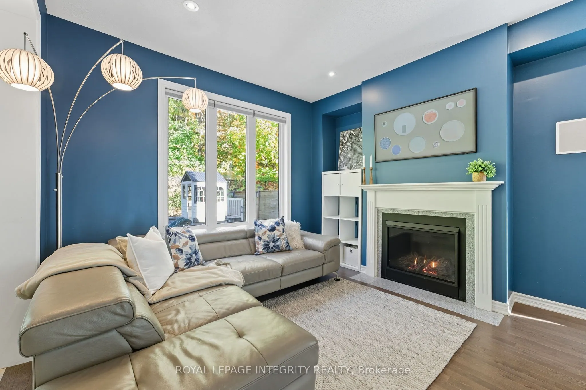 463 Meadowbreeze Drive