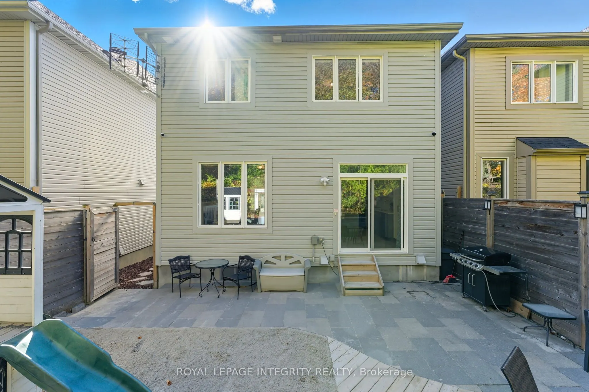 463 Meadowbreeze Drive