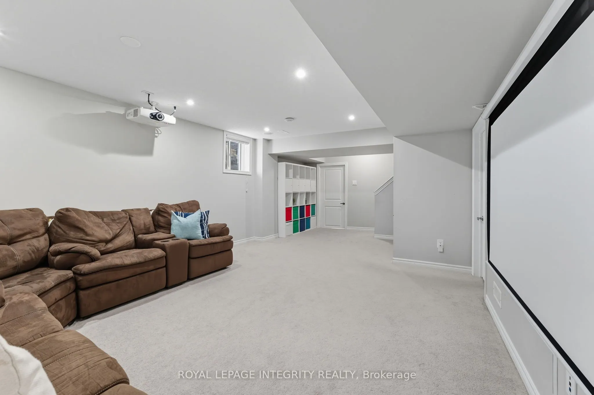 463 Meadowbreeze Drive
