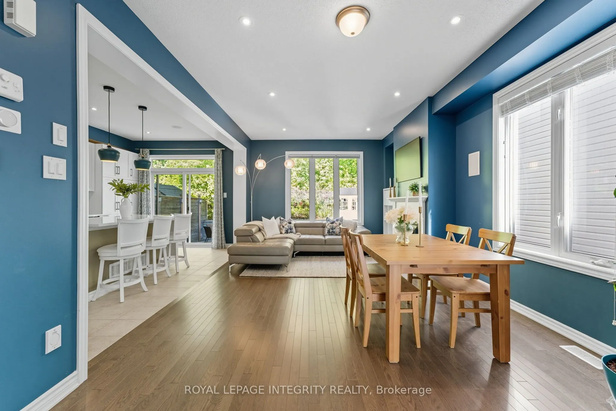 463 Meadowbreeze Drive