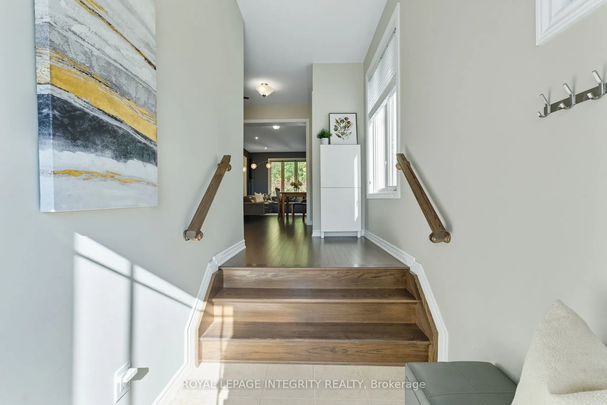 463 Meadowbreeze Drive