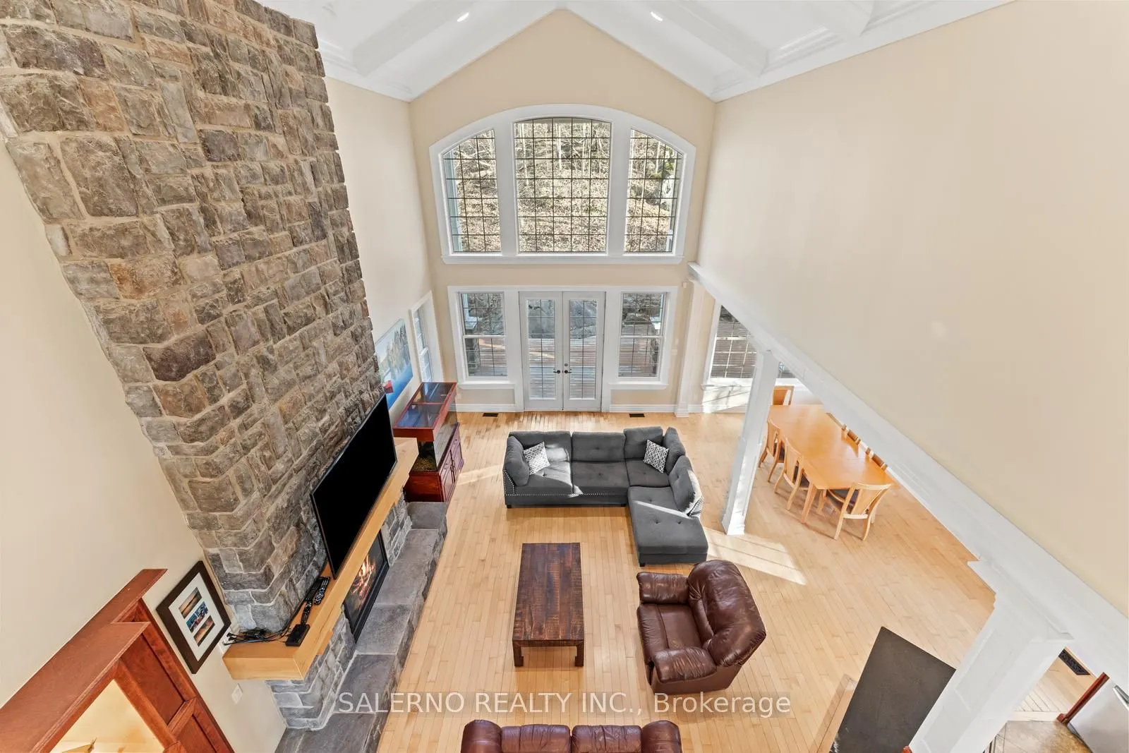 625 James Street