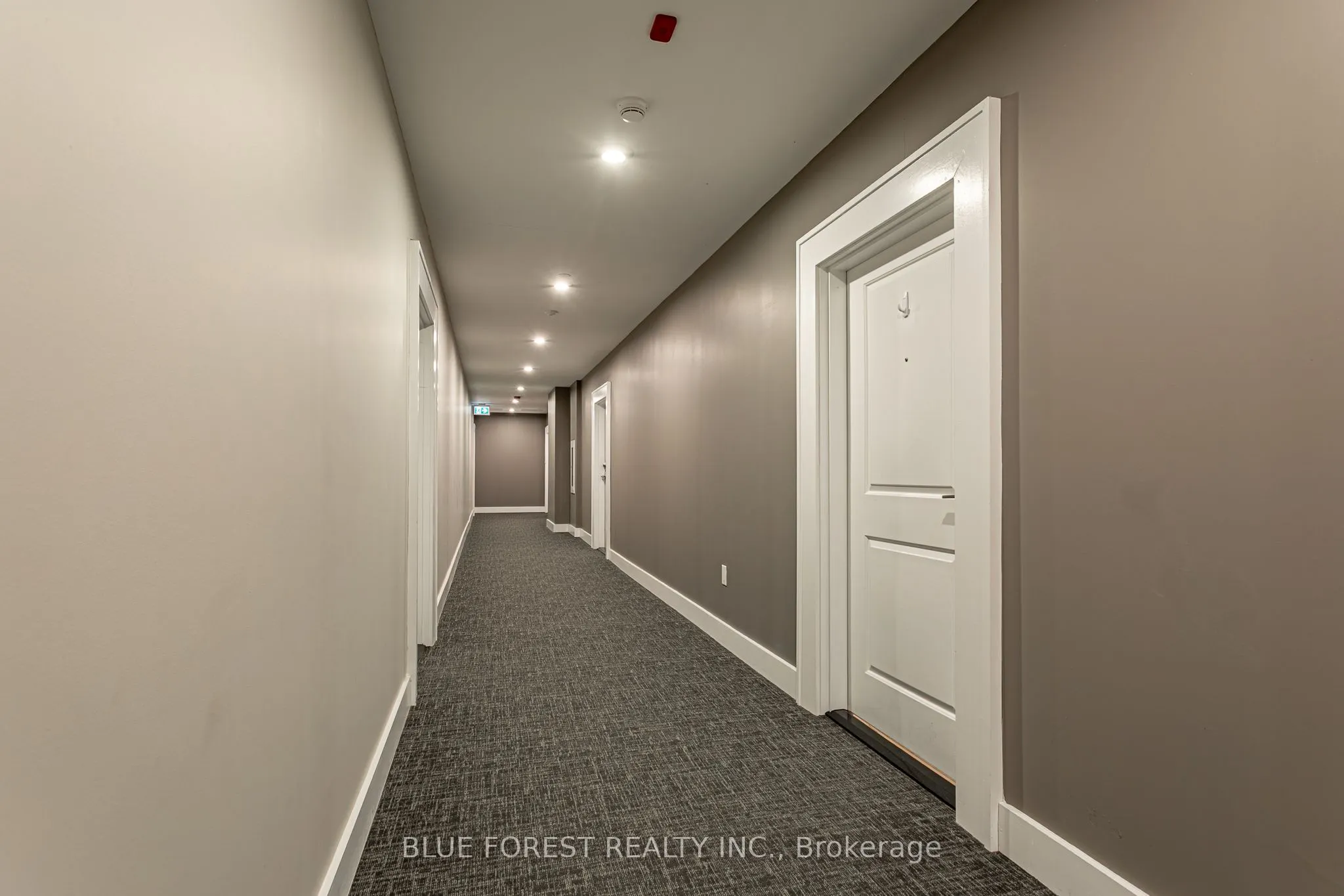 1200 Commissioners Road W, #406